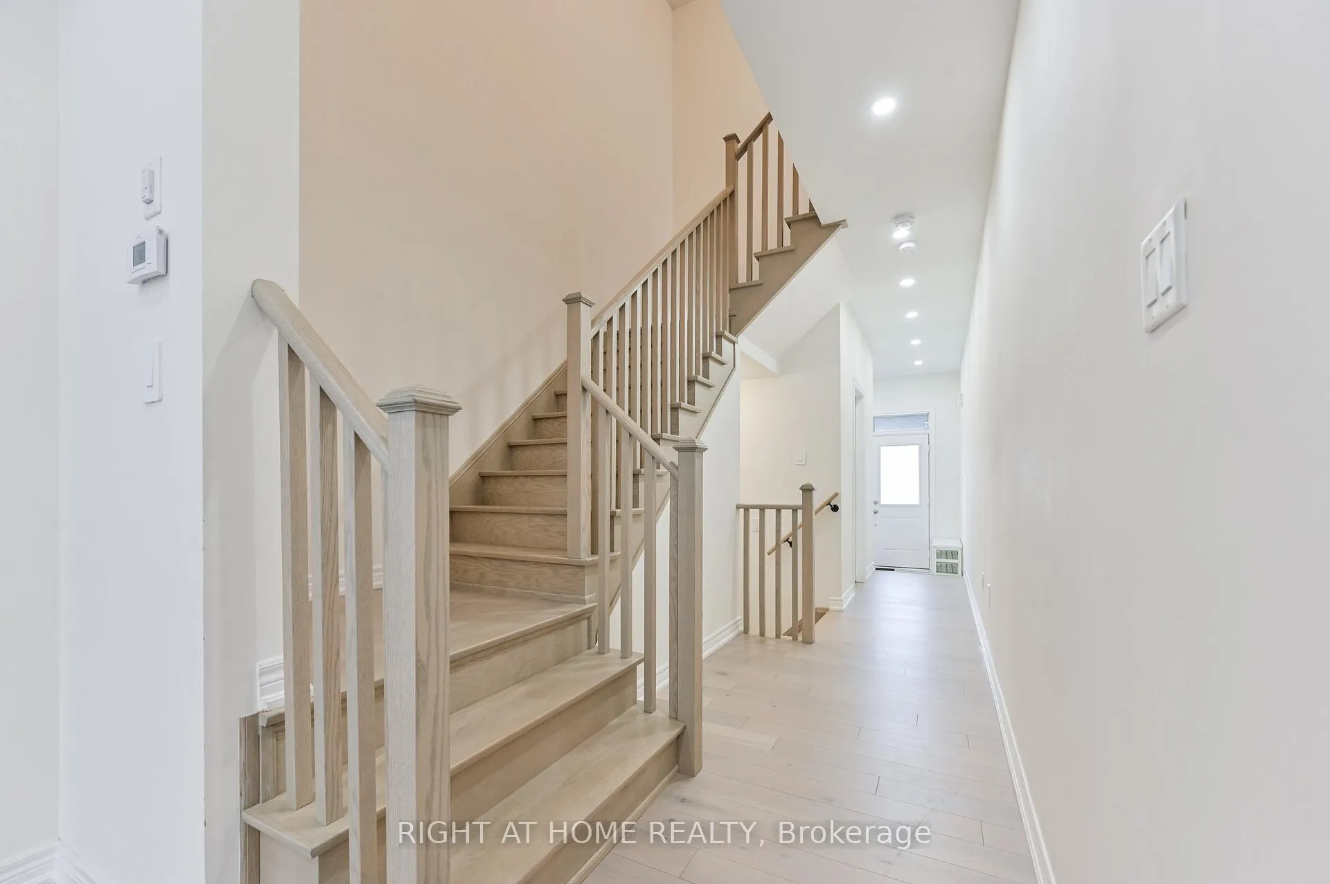 Photo 12 of 80 Conarty Crescent, Whitby, Rural Whitby — HOMEH