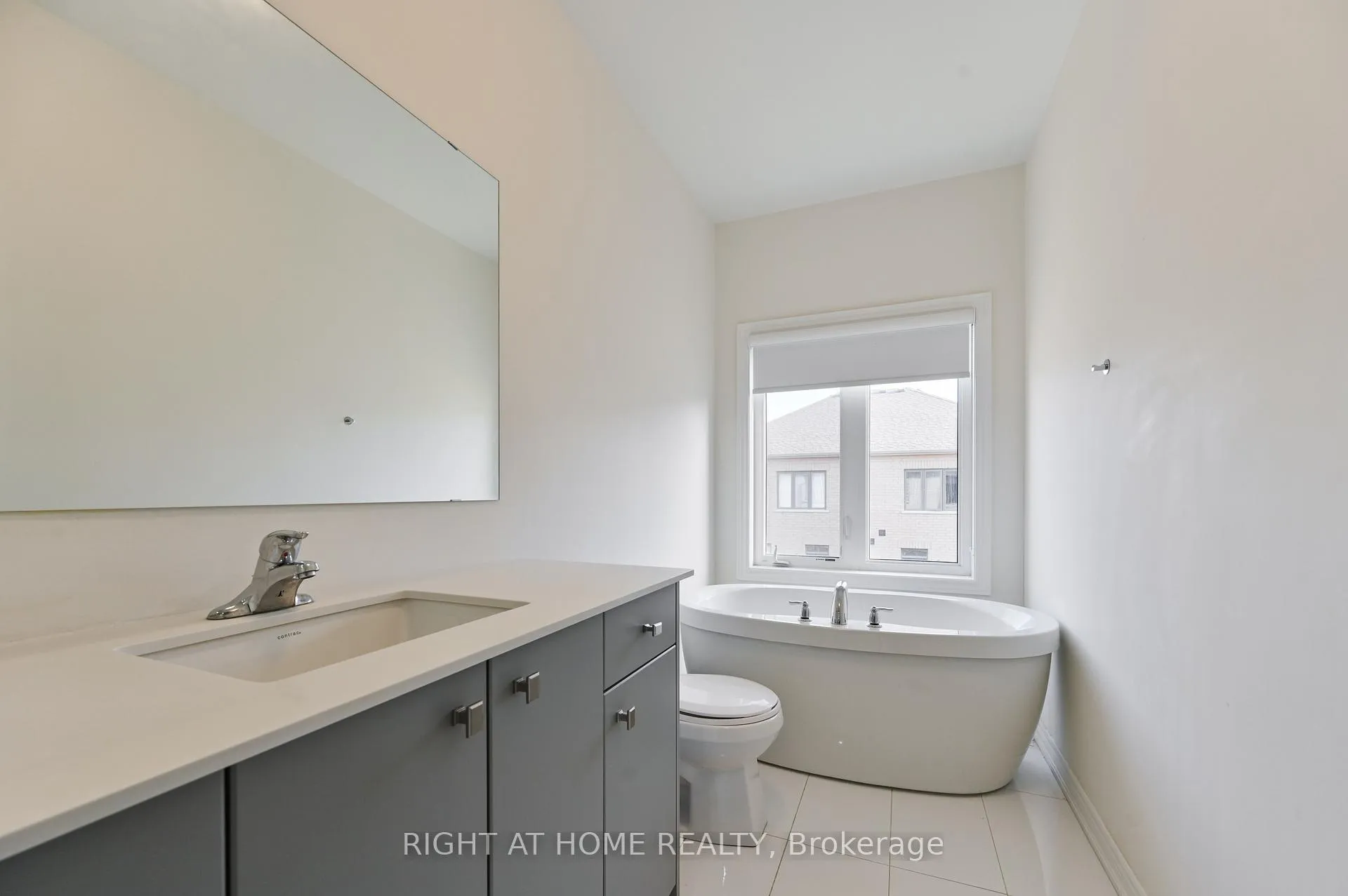 Photo 17 of 80 Conarty Crescent, Whitby, Rural Whitby — HOMEH