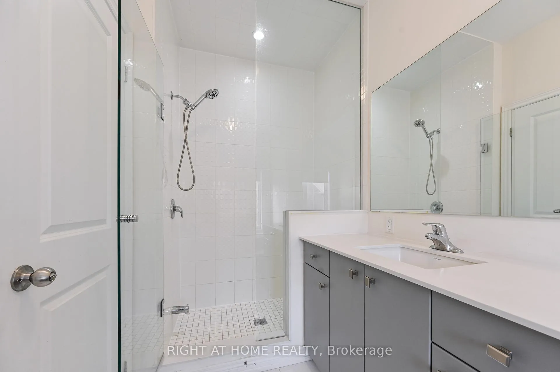 Photo 18 of 80 Conarty Crescent, Whitby, Rural Whitby — HOMEH