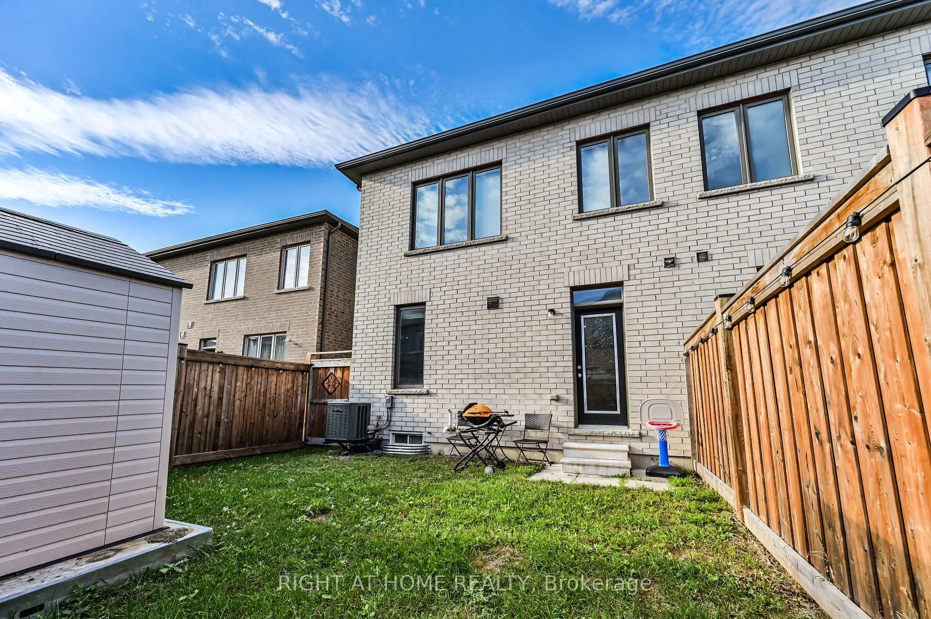 Photo 27 of 80 Conarty Crescent, Whitby, Rural Whitby — HOMEH