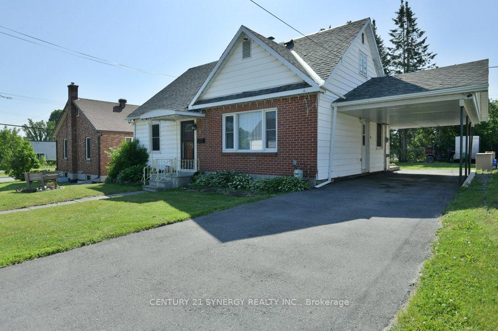 Photo 1 of 10 Mclachlin Street S, Arnprior — HOMEH