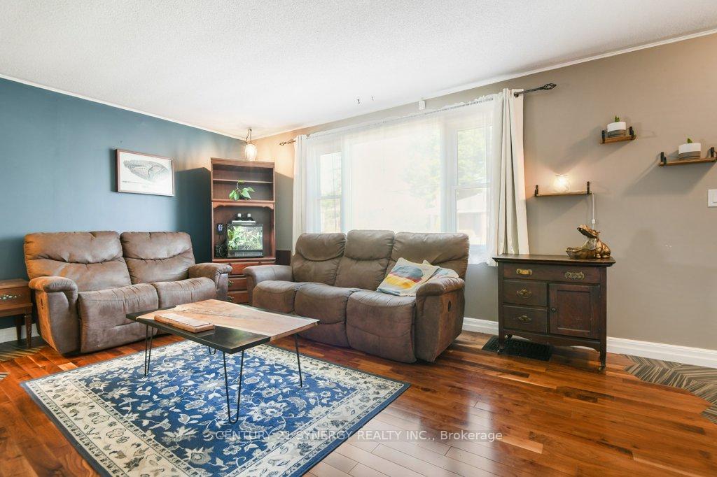 Photo 7 of 10 Mclachlin Street S, Arnprior — HOMEH