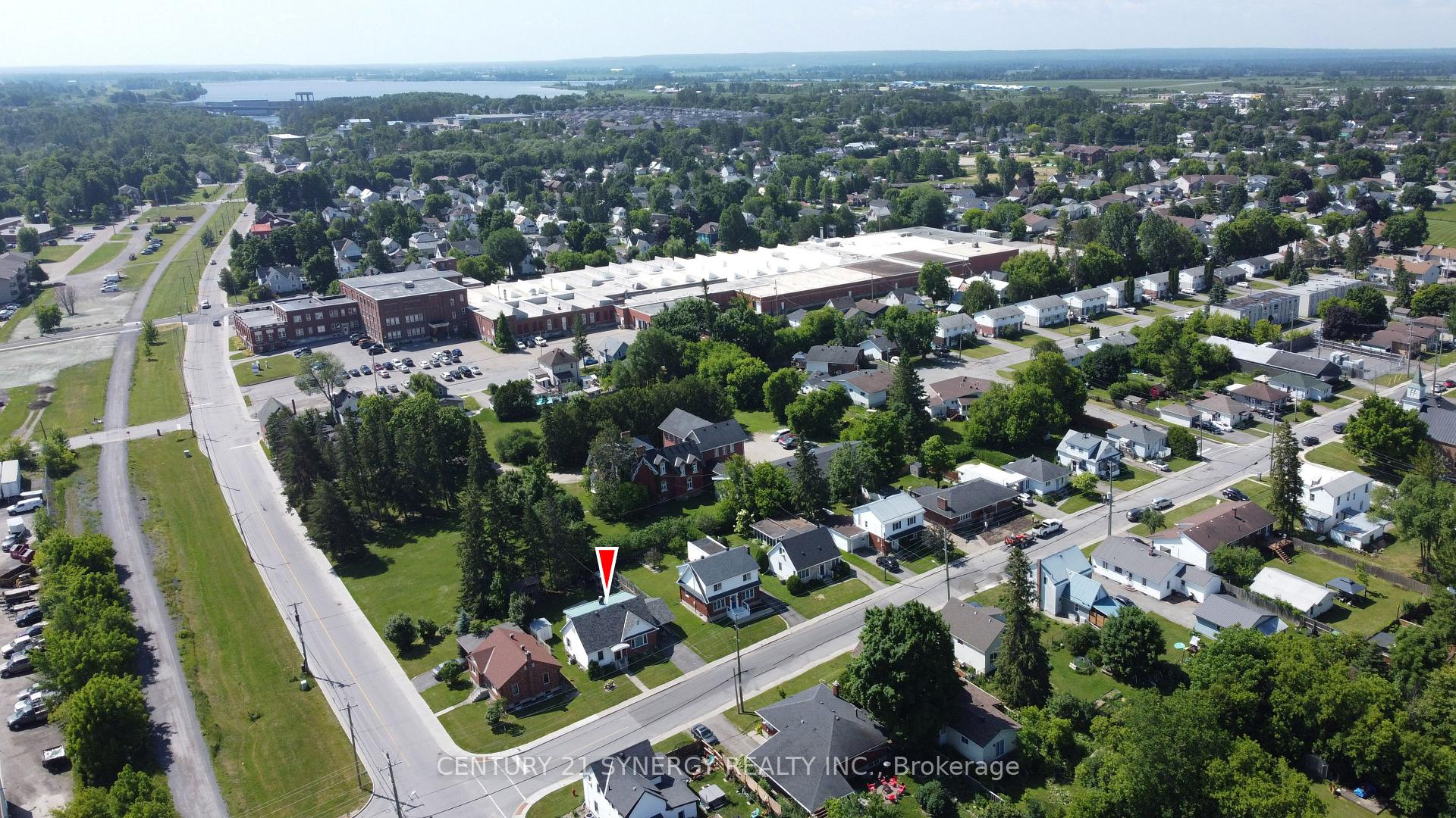 Photo 27 of 10 Mclachlin Street S, Arnprior — HOMEH