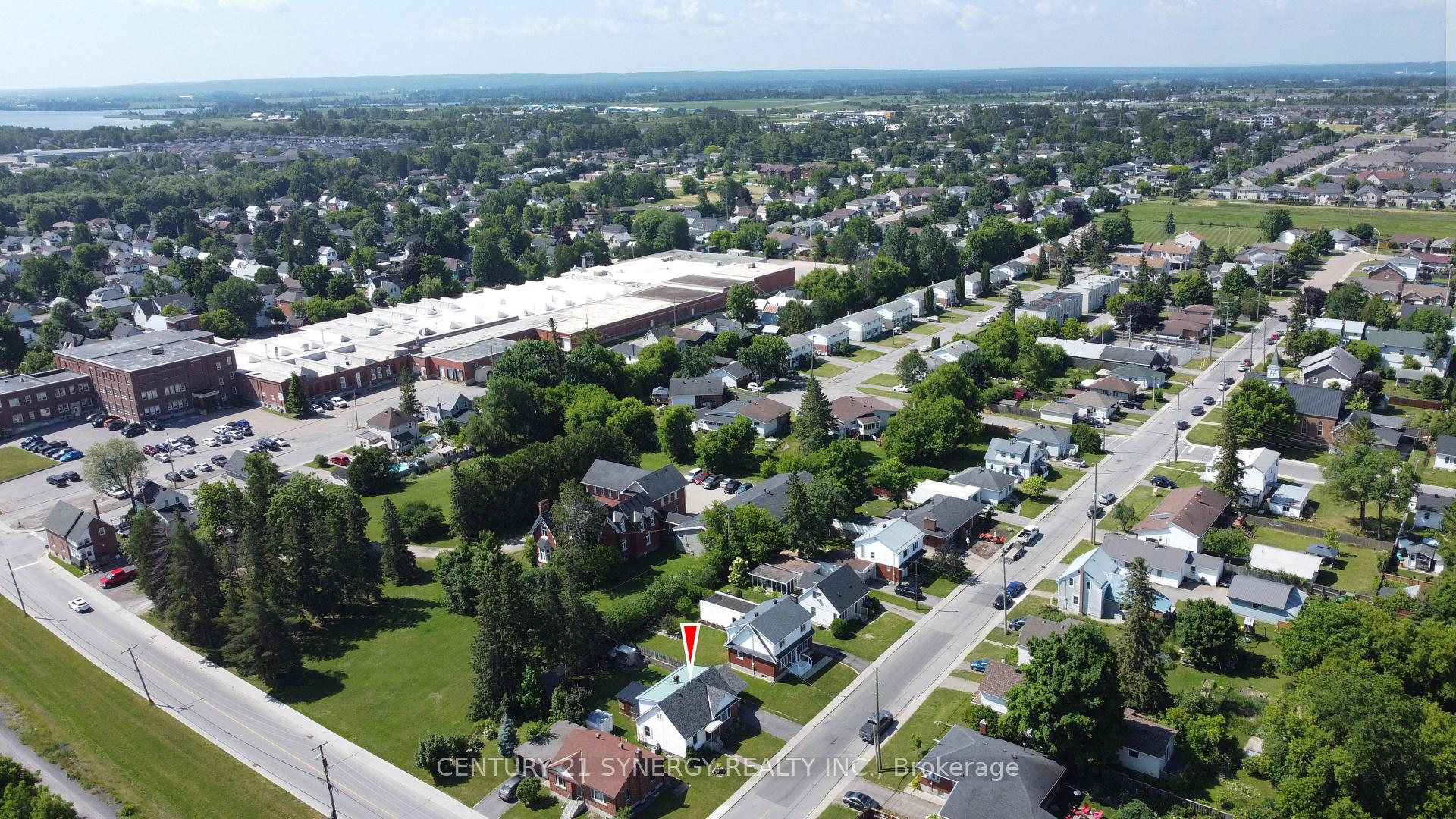 Photo 28 of 10 Mclachlin Street S, Arnprior — HOMEH
