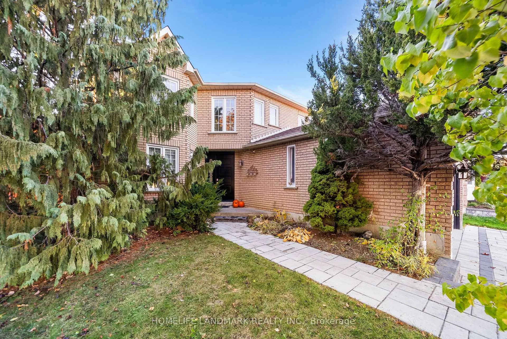 Photo 2 of 200 Fallingbrook Street, Whitby, Pringle Creek — HOMEH