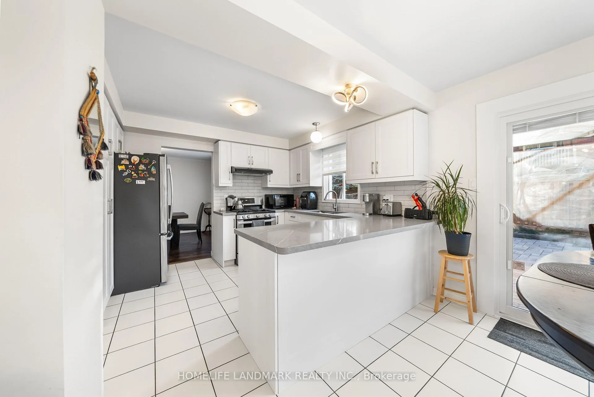 Photo 16 of 200 Fallingbrook Street, Whitby, Pringle Creek — HOMEH
