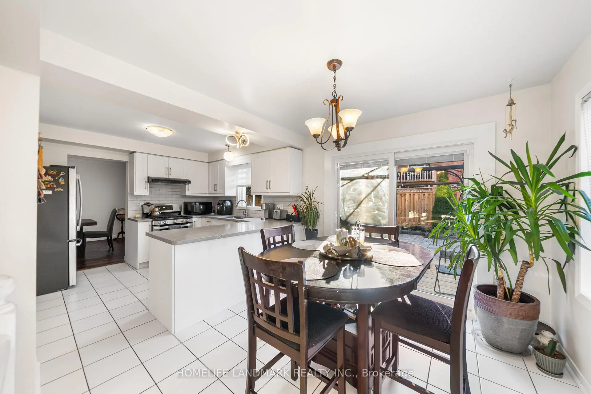 Photo 18 of 200 Fallingbrook Street, Whitby, Pringle Creek — HOMEH