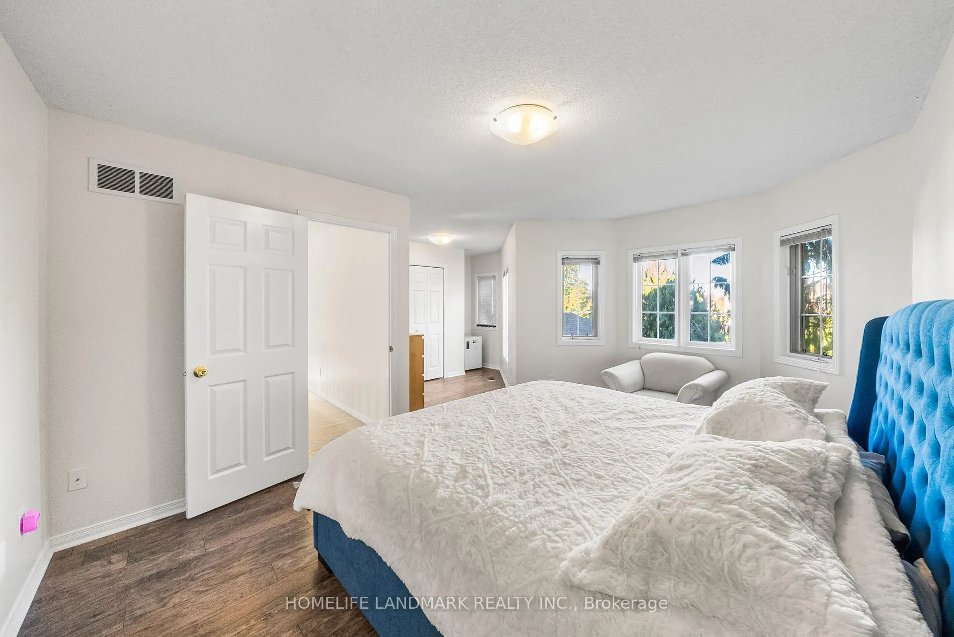 Photo 32 of 200 Fallingbrook Street, Whitby, Pringle Creek — HOMEH