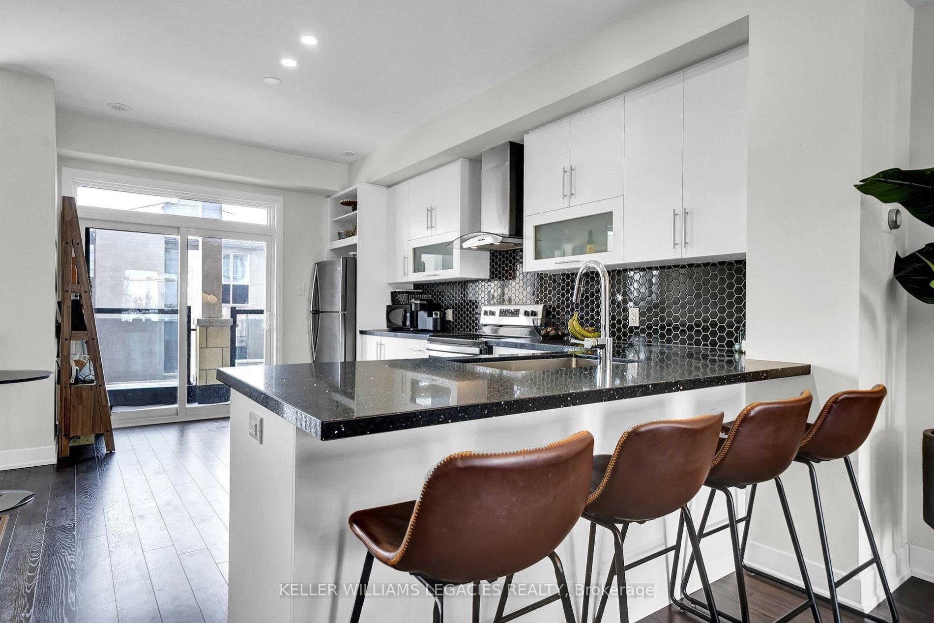 Photo 31 of Unit 83, 15 Shawfield Way, Whitby, Pringle Creek — HOMEH