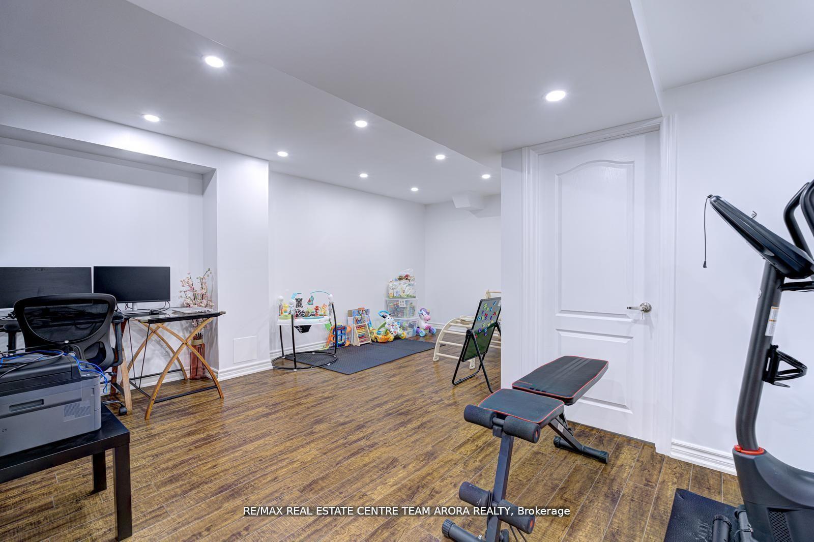 Photo 39 of 40 Killington Avenue, Vaughan, Kleinburg — HOMEH