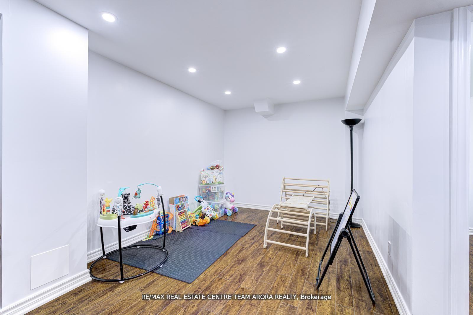 Photo 41 of 40 Killington Avenue, Vaughan, Kleinburg — HOMEH