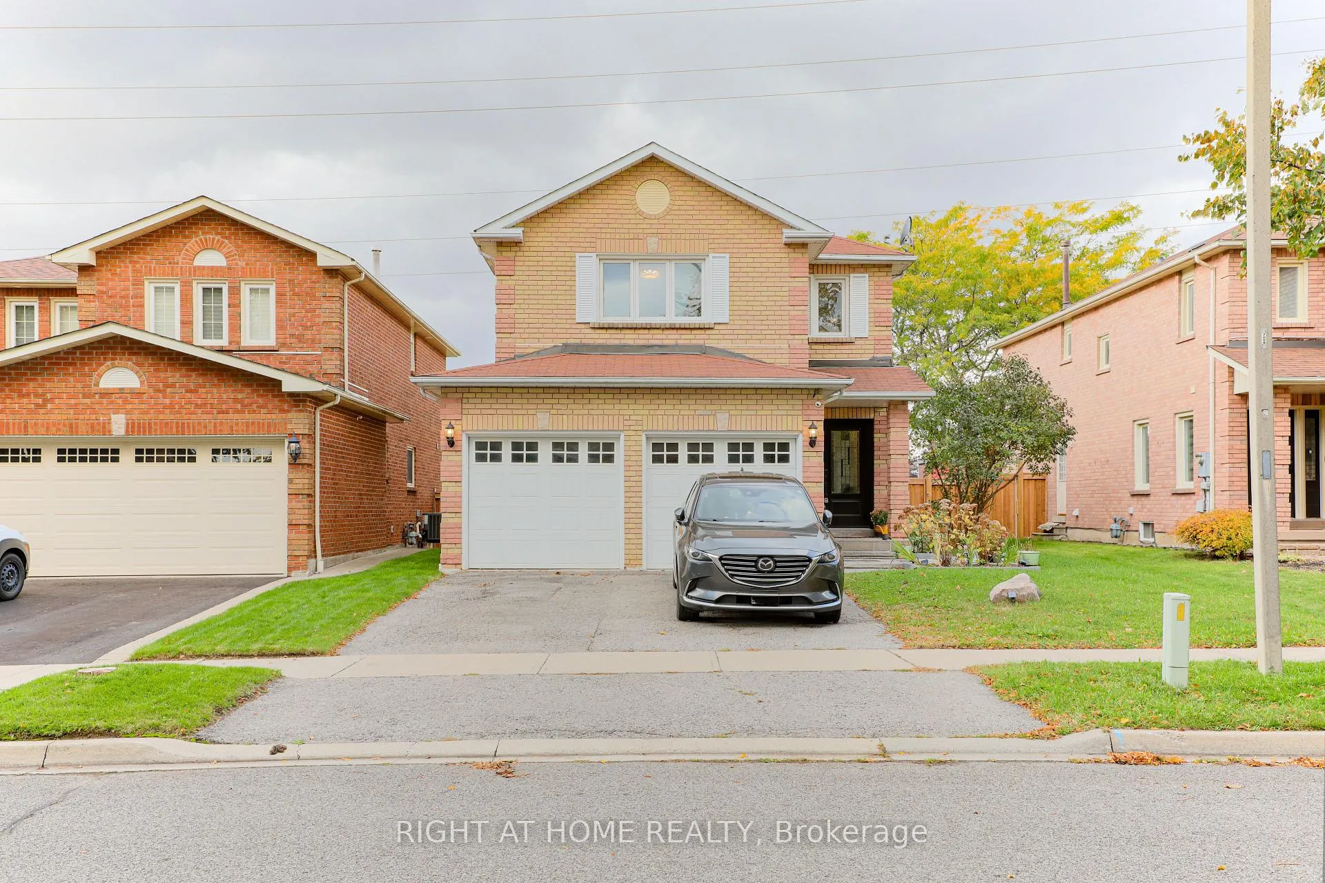 Front of 80 Deverell Street