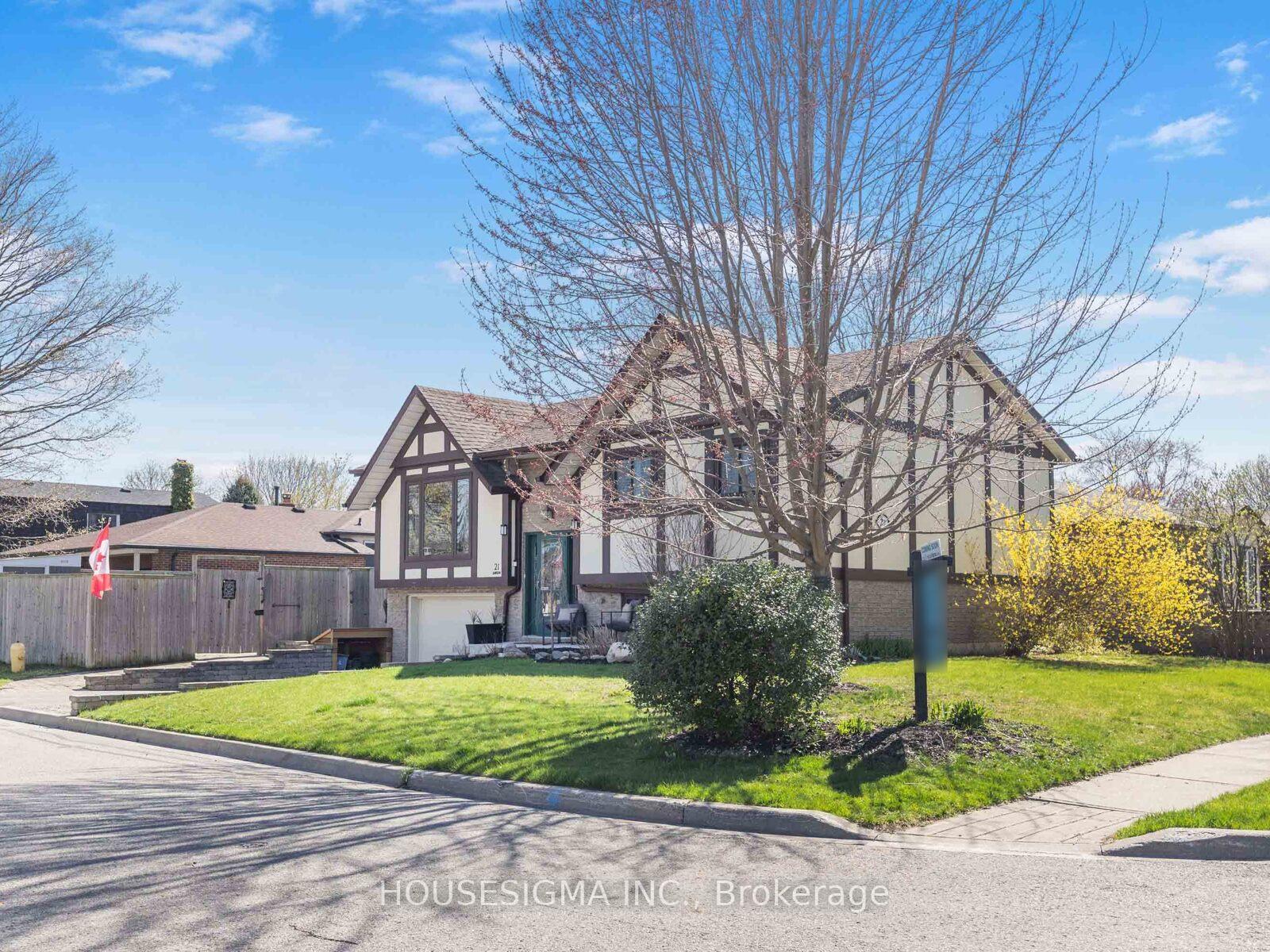 Photo 2 of 21 Dawson Street, Whitby, Lynde Creek — HOMEH