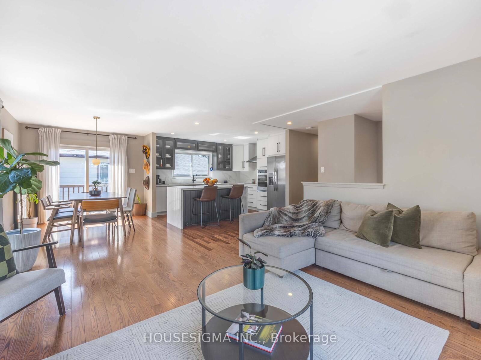 Photo 7 of 21 Dawson Street, Whitby, Lynde Creek — HOMEH