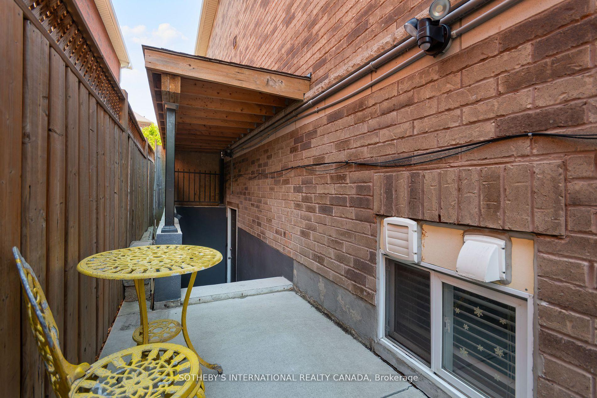 Photo 2 of Unit Bsmt, 86 Alexie Way, Vaughan, Vellore Village — HOMEH