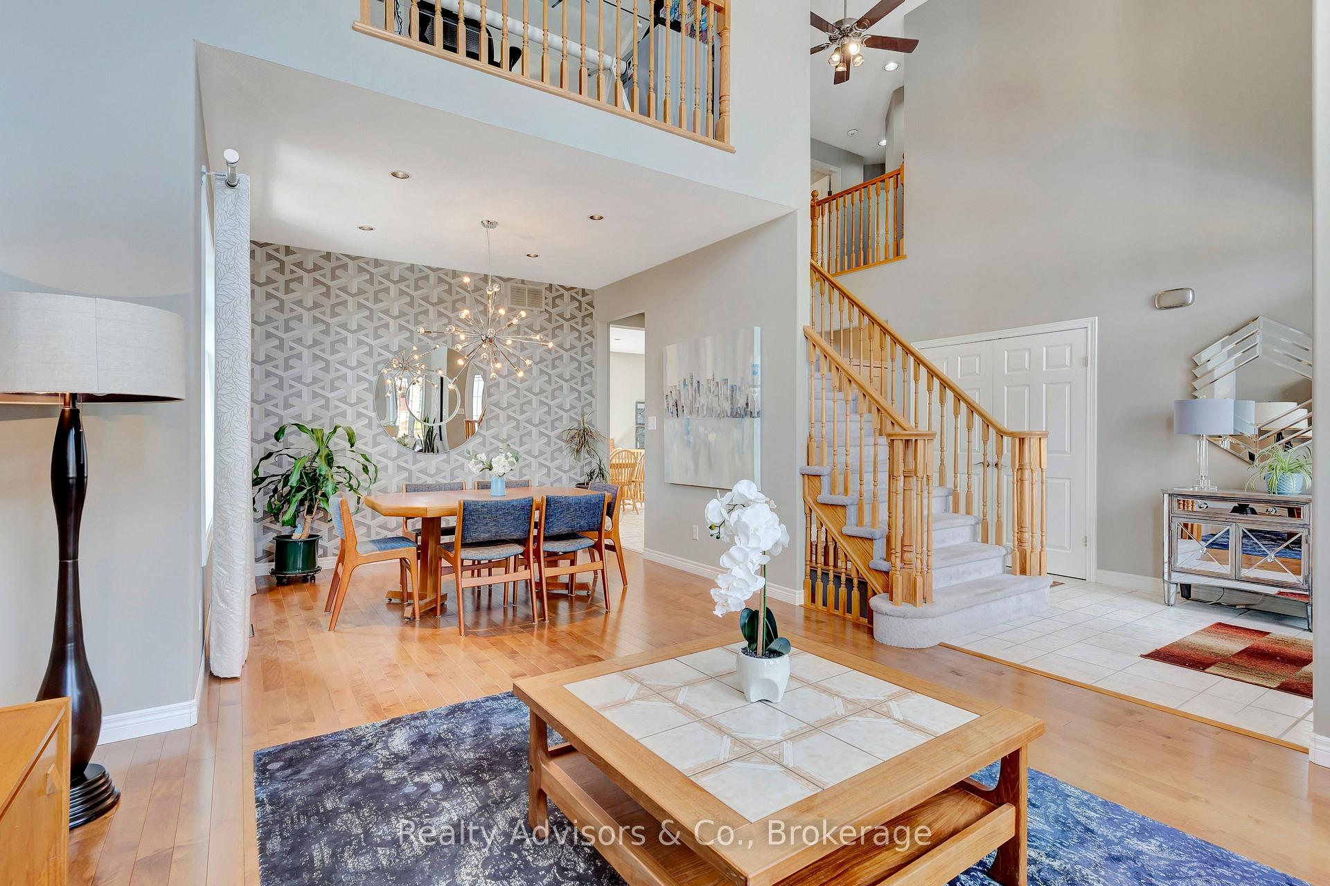 Photo 8 of 537 Buckingham Boulevard, Waterloo — HOMEH