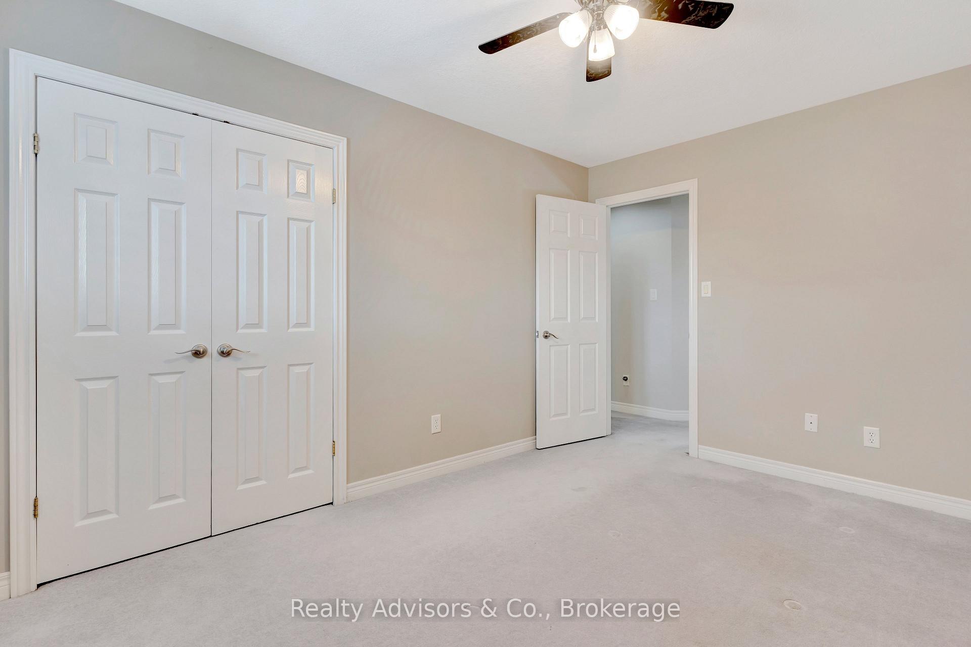 Photo 24 of 537 Buckingham Boulevard, Waterloo — HOMEH