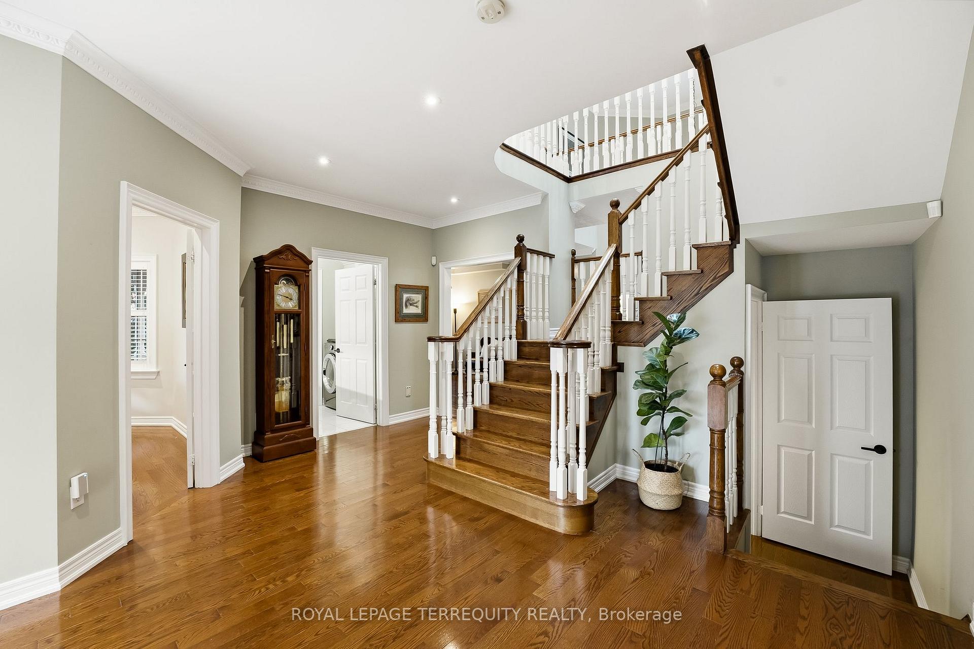 Photo 7 of 134 Cassels Road E, Whitby, Brooklin — HOMEH