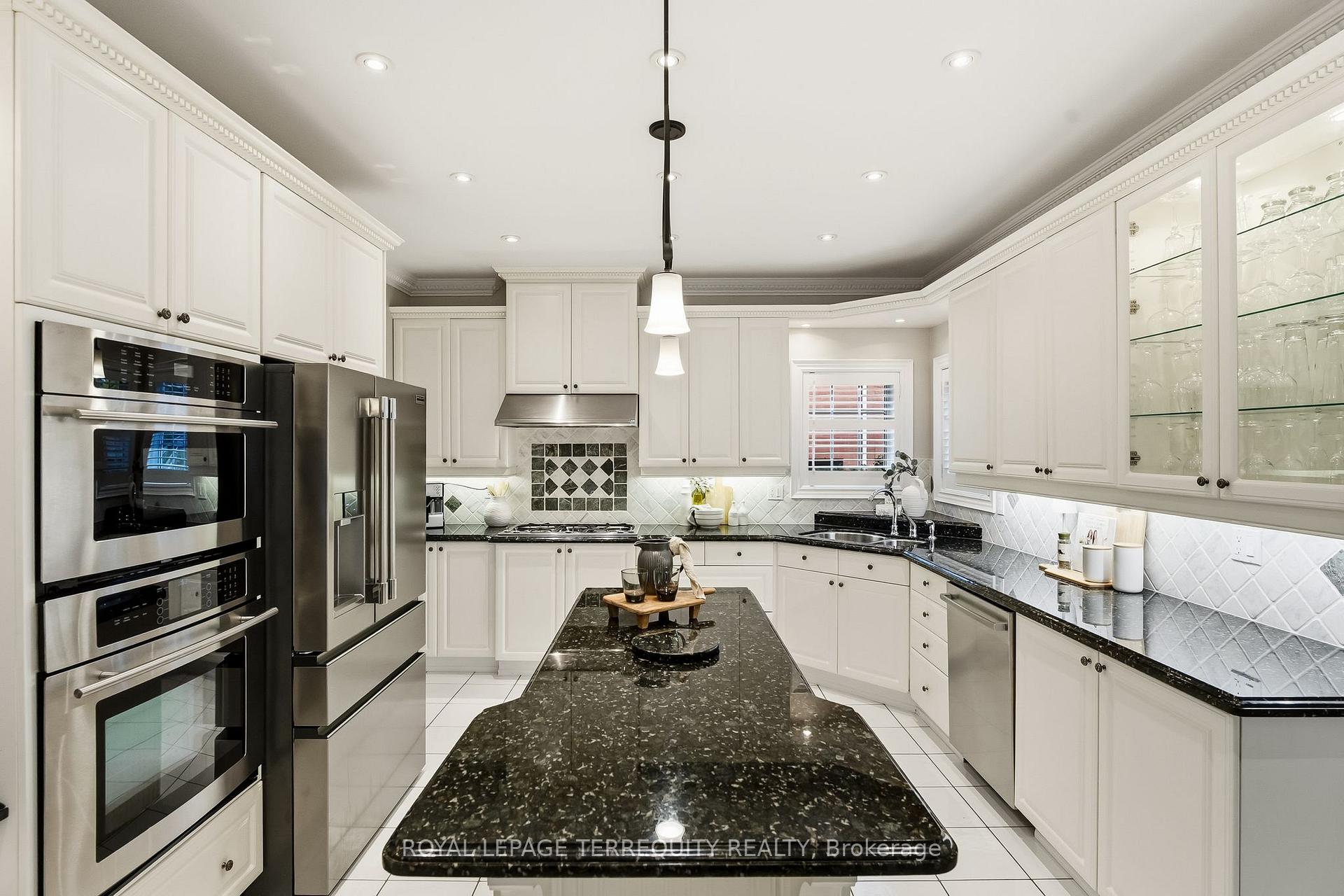 Photo 15 of 134 Cassels Road E, Whitby, Brooklin — HOMEH