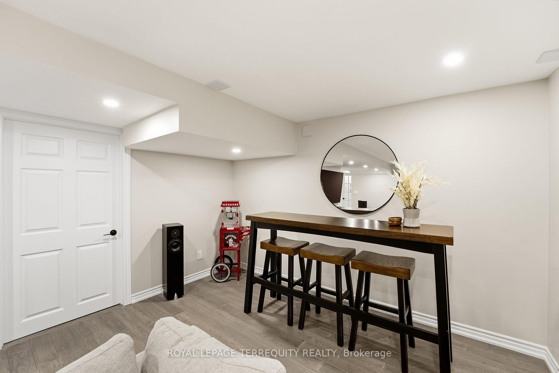 Photo 36 of 134 Cassels Road E, Whitby, Brooklin — HOMEH
