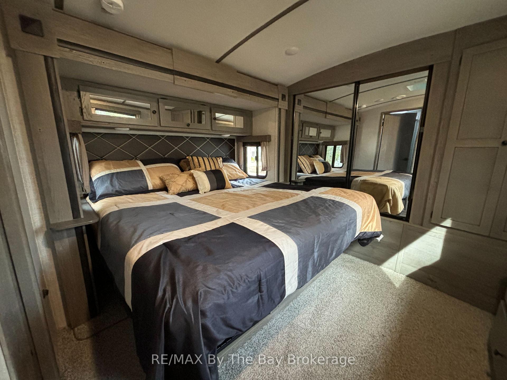 Photo 13 of Unit 259, 85 Theme Park Drive, Wasaga Beach — HOMEH