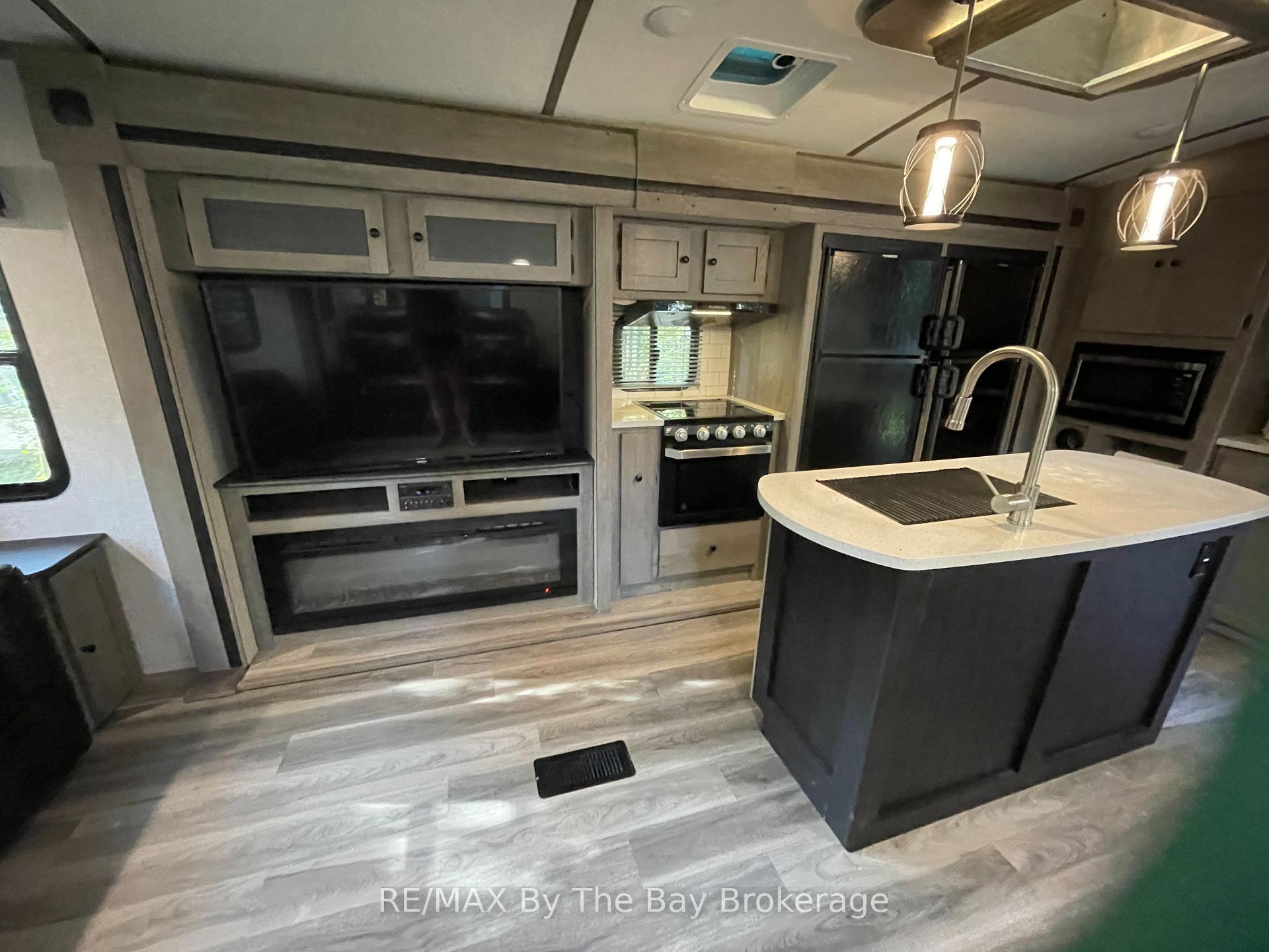 Photo 23 of Unit 259, 85 Theme Park Drive, Wasaga Beach — HOMEH