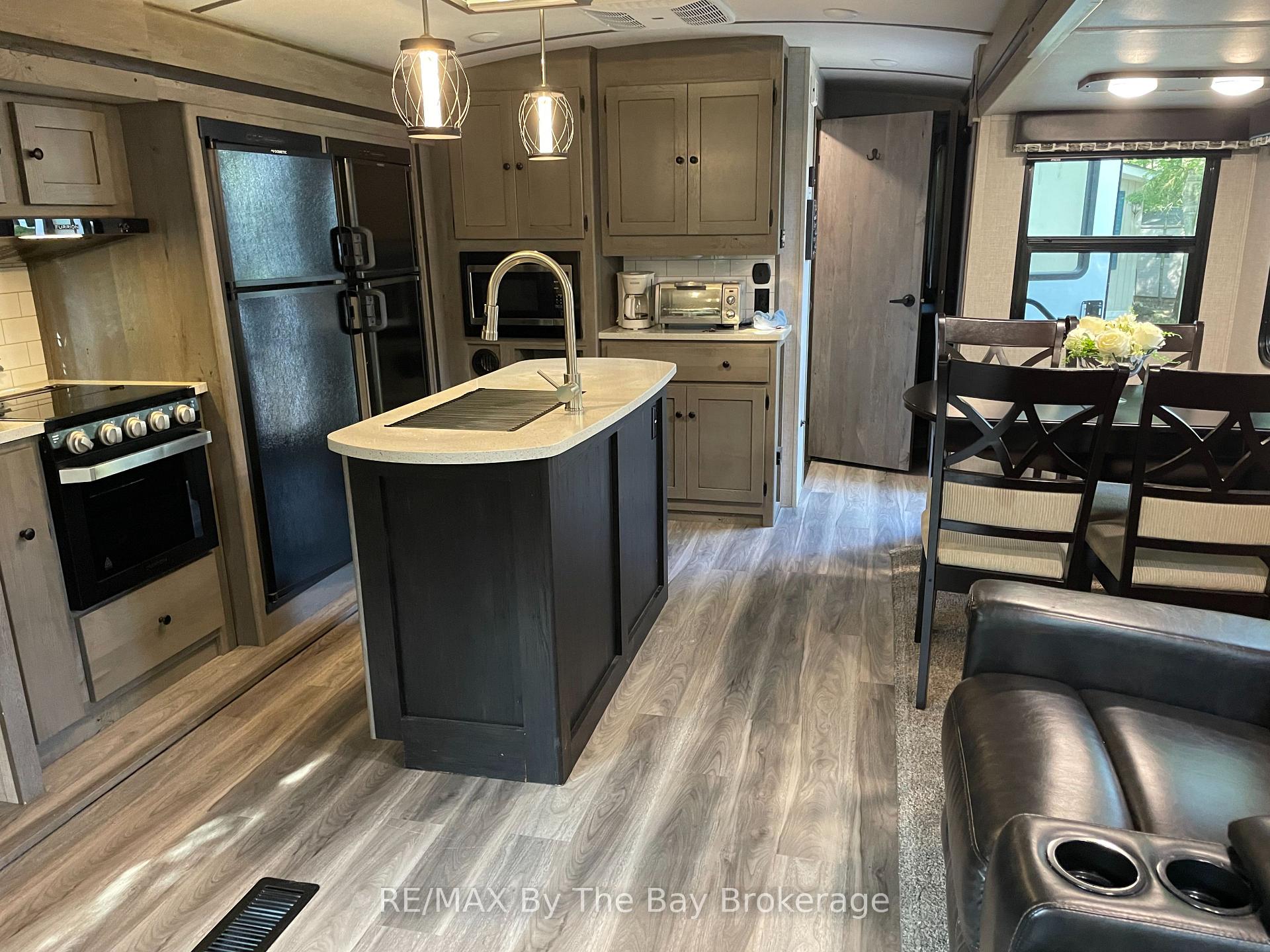 Photo 24 of Unit 259, 85 Theme Park Drive, Wasaga Beach — HOMEH