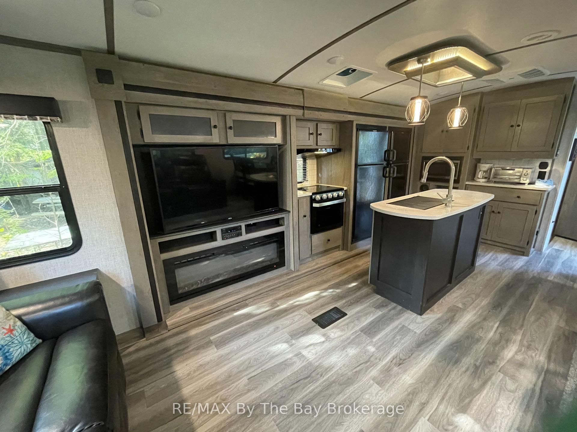 Photo 25 of Unit 259, 85 Theme Park Drive, Wasaga Beach — HOMEH