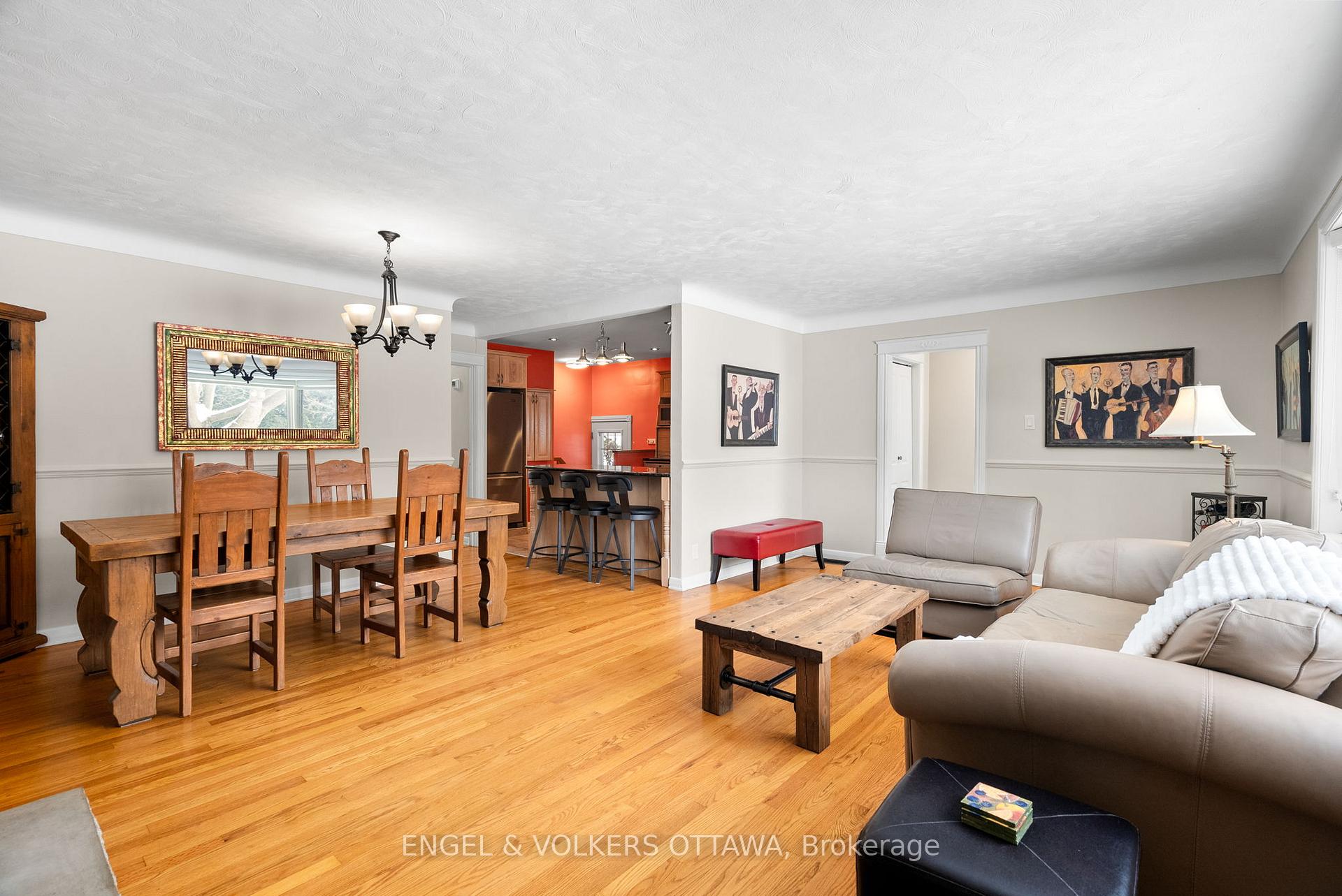 Photo 8 of 2205 Webster Avenue, Ottawa, Alta Vista — HOMEH