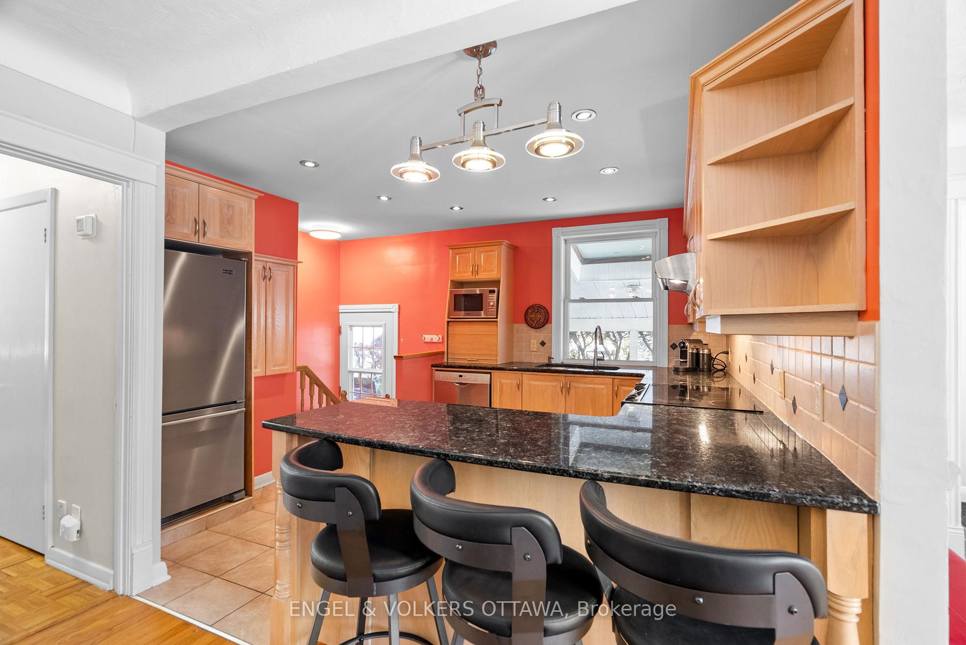 Photo 11 of 2205 Webster Avenue, Ottawa, Alta Vista — HOMEH