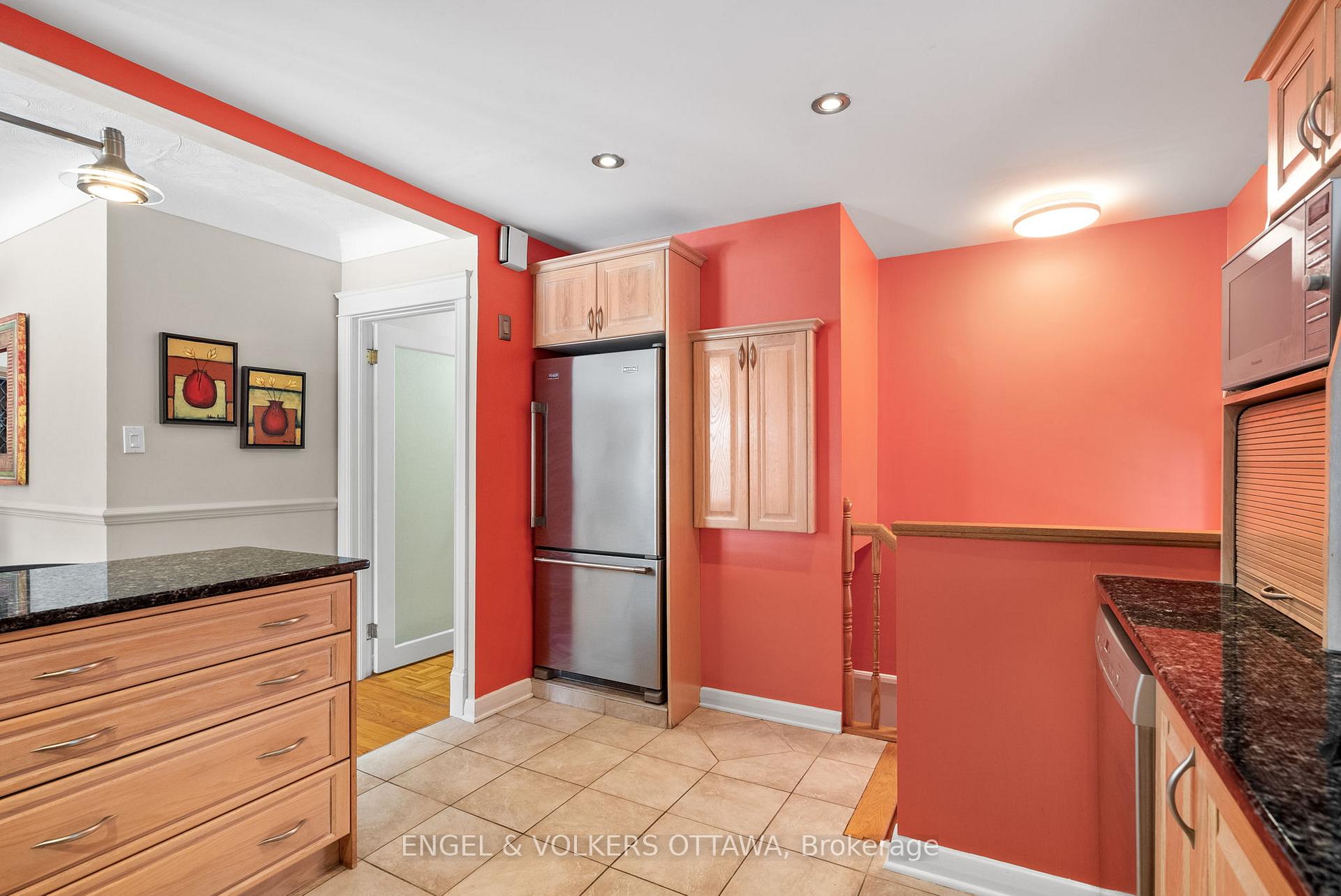 Photo 18 of 2205 Webster Avenue, Ottawa, Alta Vista — HOMEH
