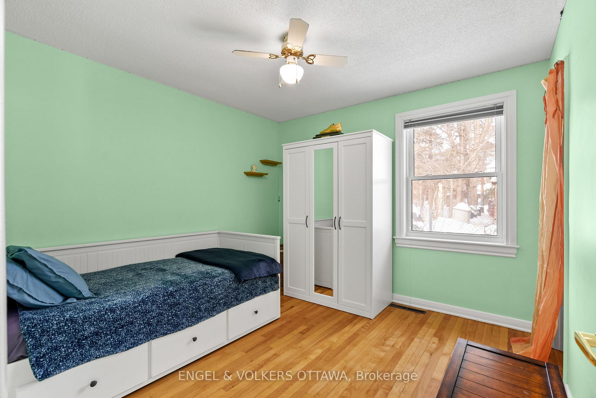 Photo 16 of 2205 Webster Avenue, Ottawa, Alta Vista — HOMEH