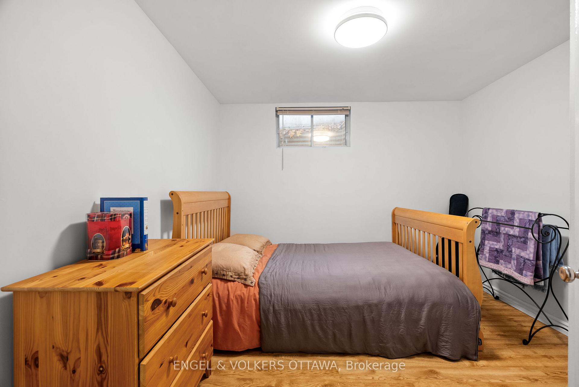 Photo 32 of 2205 Webster Avenue, Ottawa, Alta Vista — HOMEH