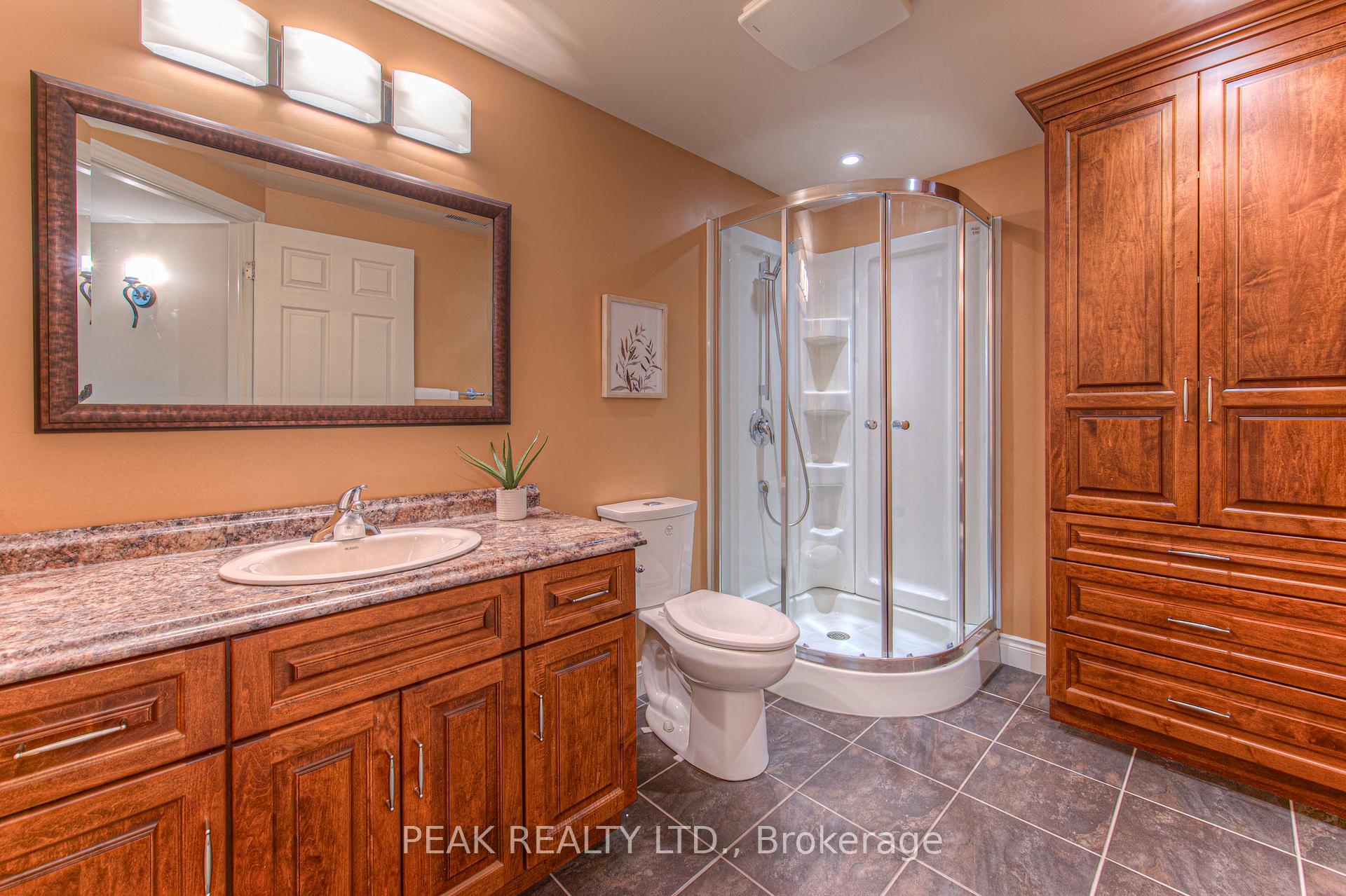 Photo 27 of 300 Thorncrest Drive, Waterloo — HOMEH