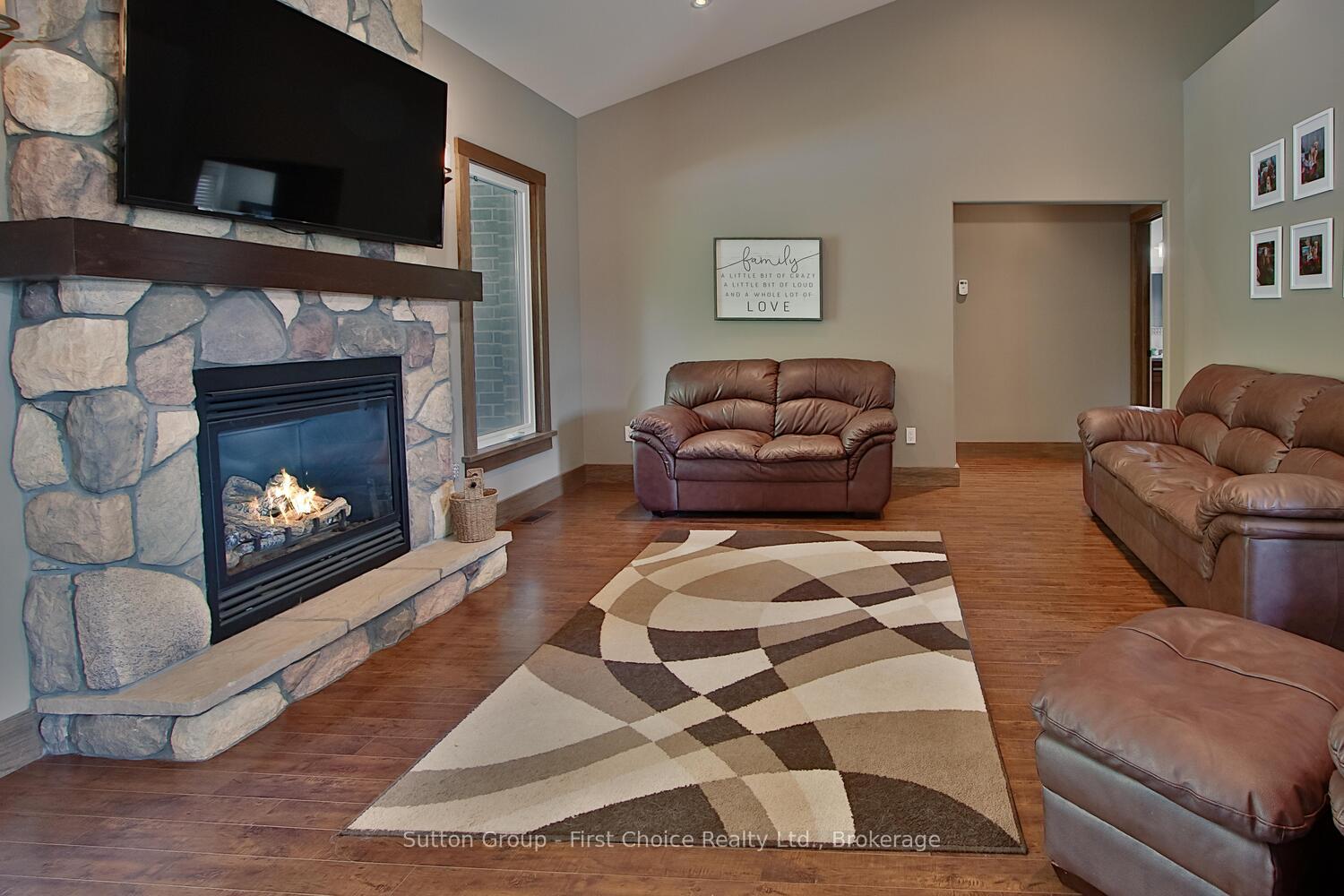 Photo 7 of 267 Sunset Drive, West Perth, Mitchell — HOMEH