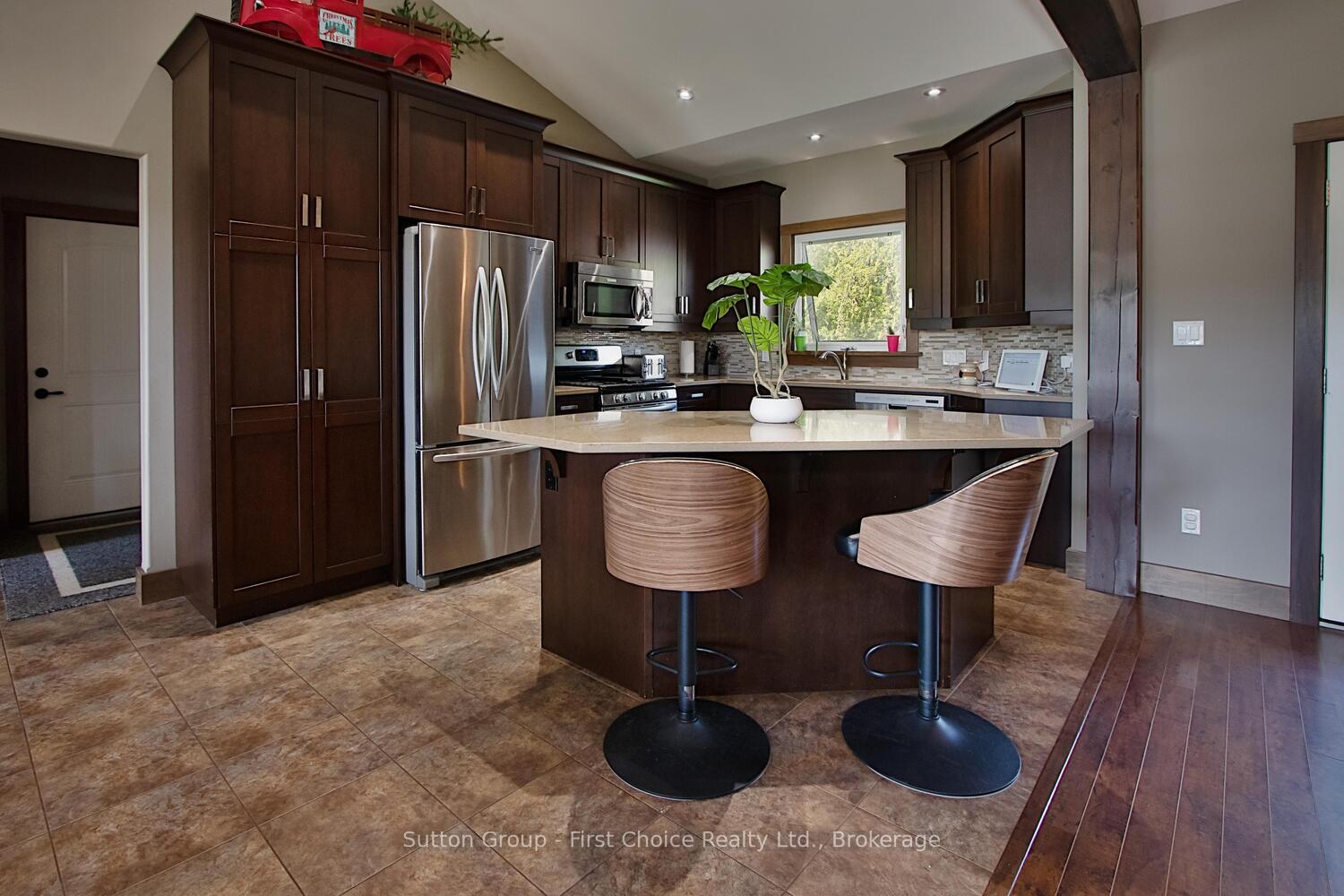 Photo 12 of 267 Sunset Drive, West Perth, Mitchell — HOMEH