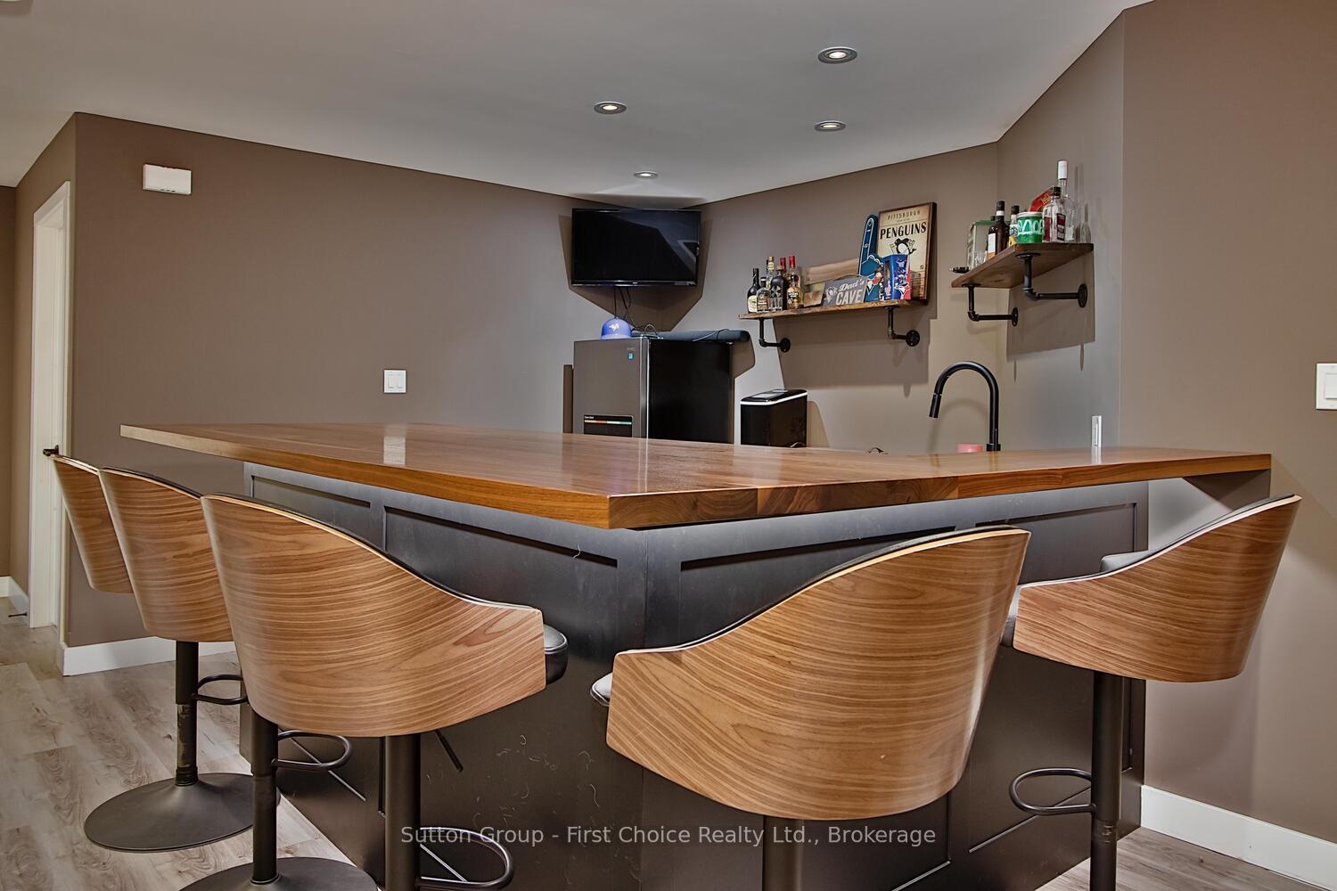 Photo 33 of 267 Sunset Drive, West Perth, Mitchell — HOMEH