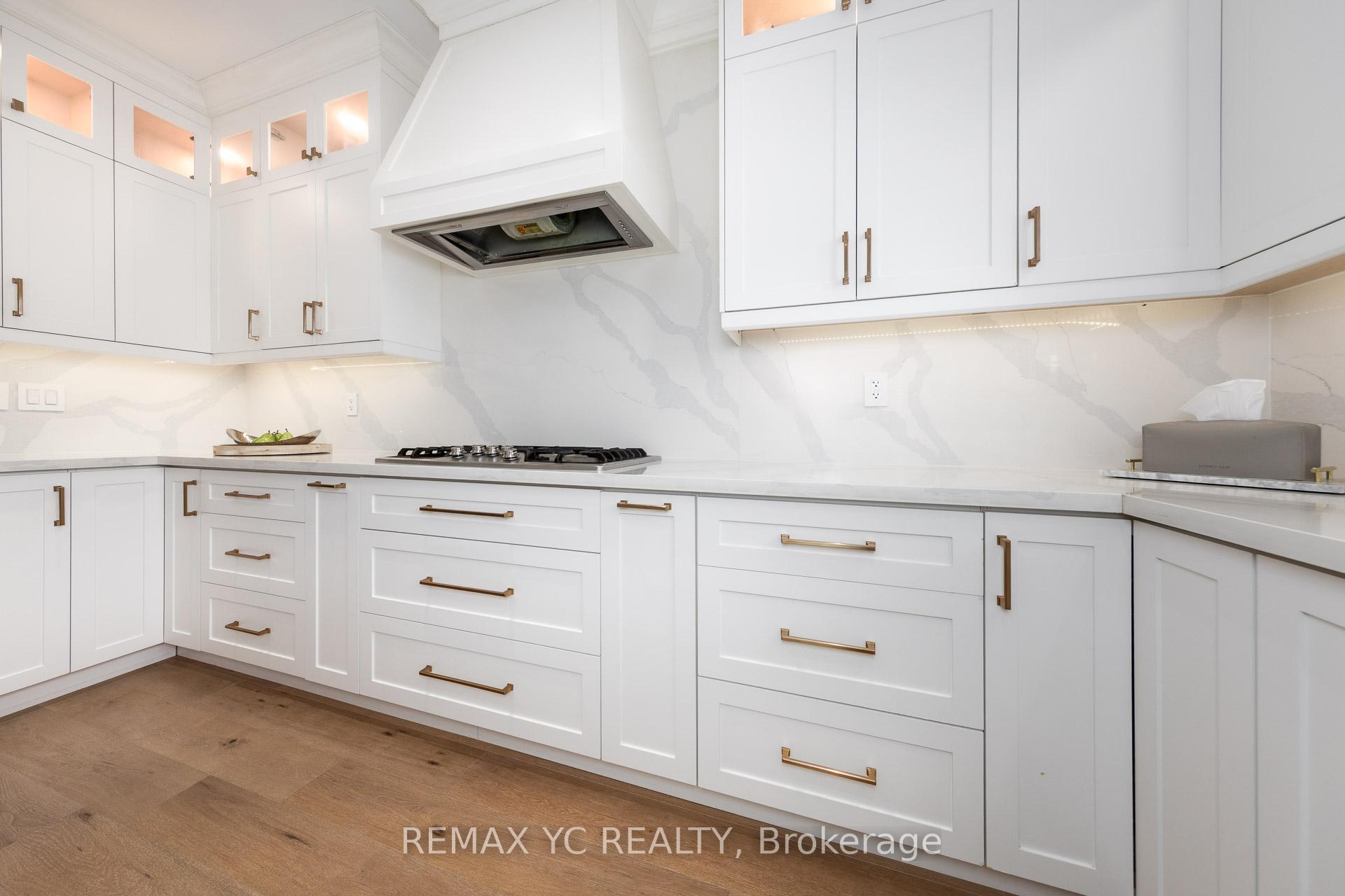 Photo 13 of 101 Oberfrick Avenue, Vaughan, Patterson — HOMEH