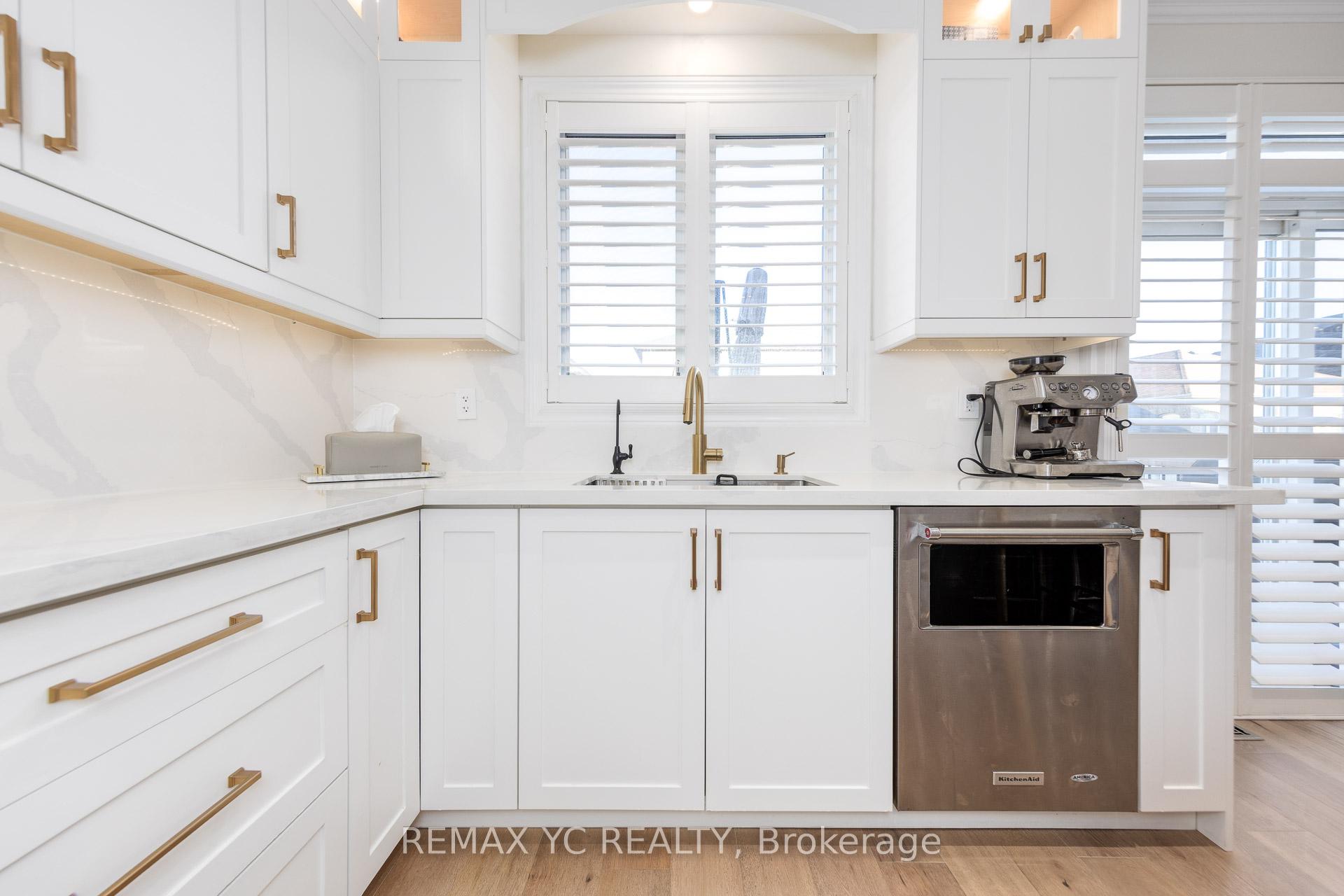 Photo 15 of 101 Oberfrick Avenue, Vaughan, Patterson — HOMEH