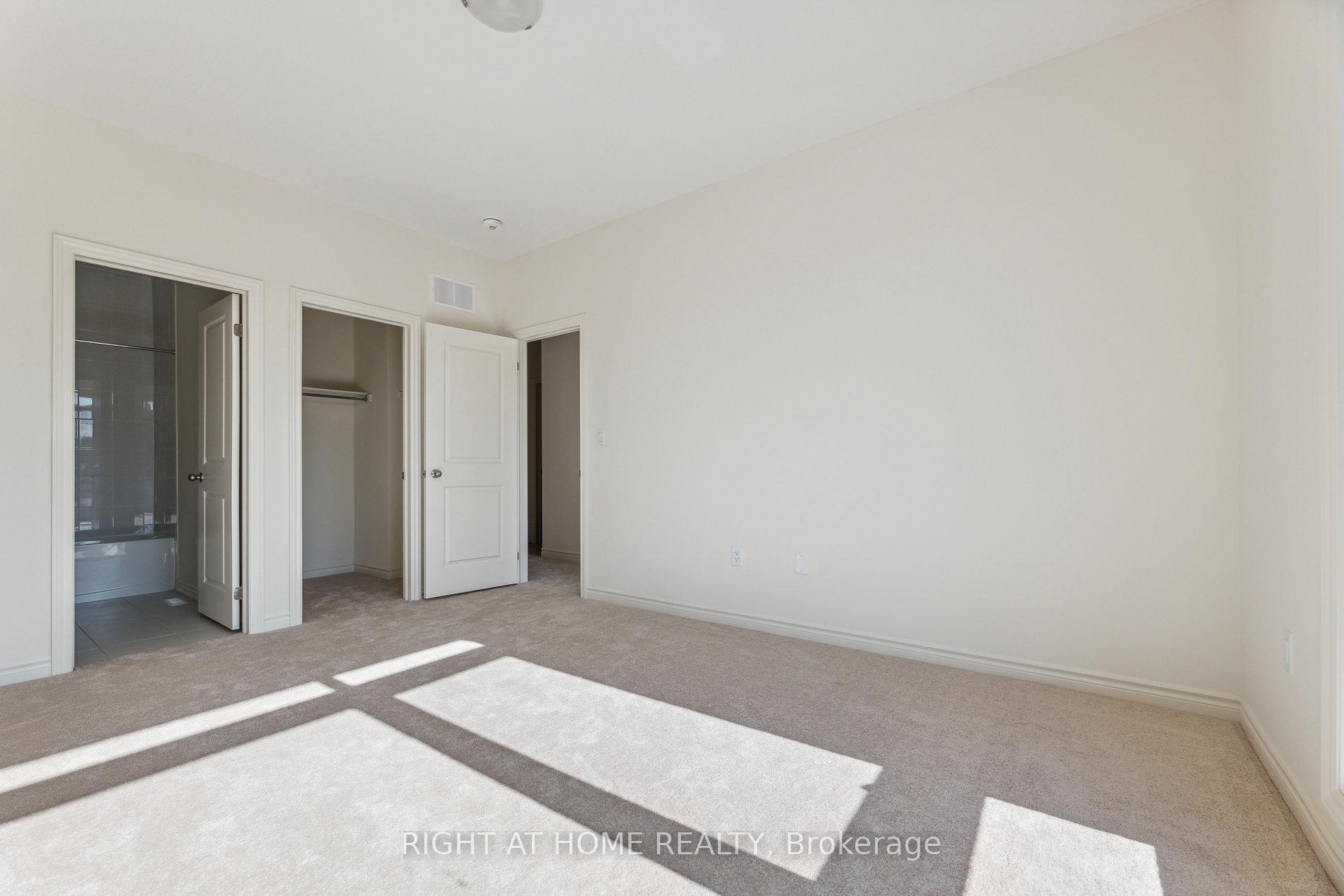 Photo 13 of 488 Salem Road S, Ajax, South East — HOMEH