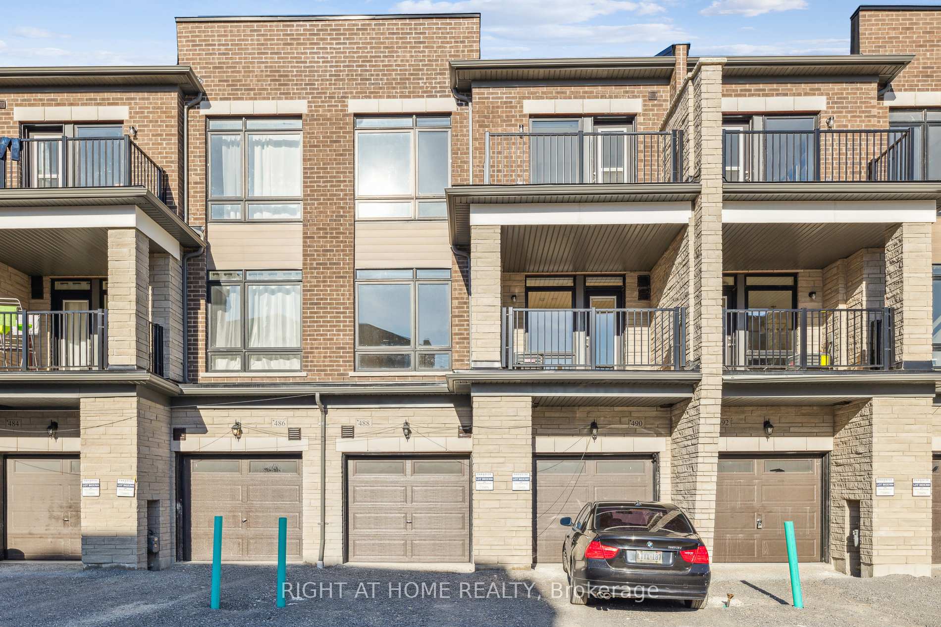 Photo 14 of 488 Salem Road S, Ajax, South East — HOMEH
