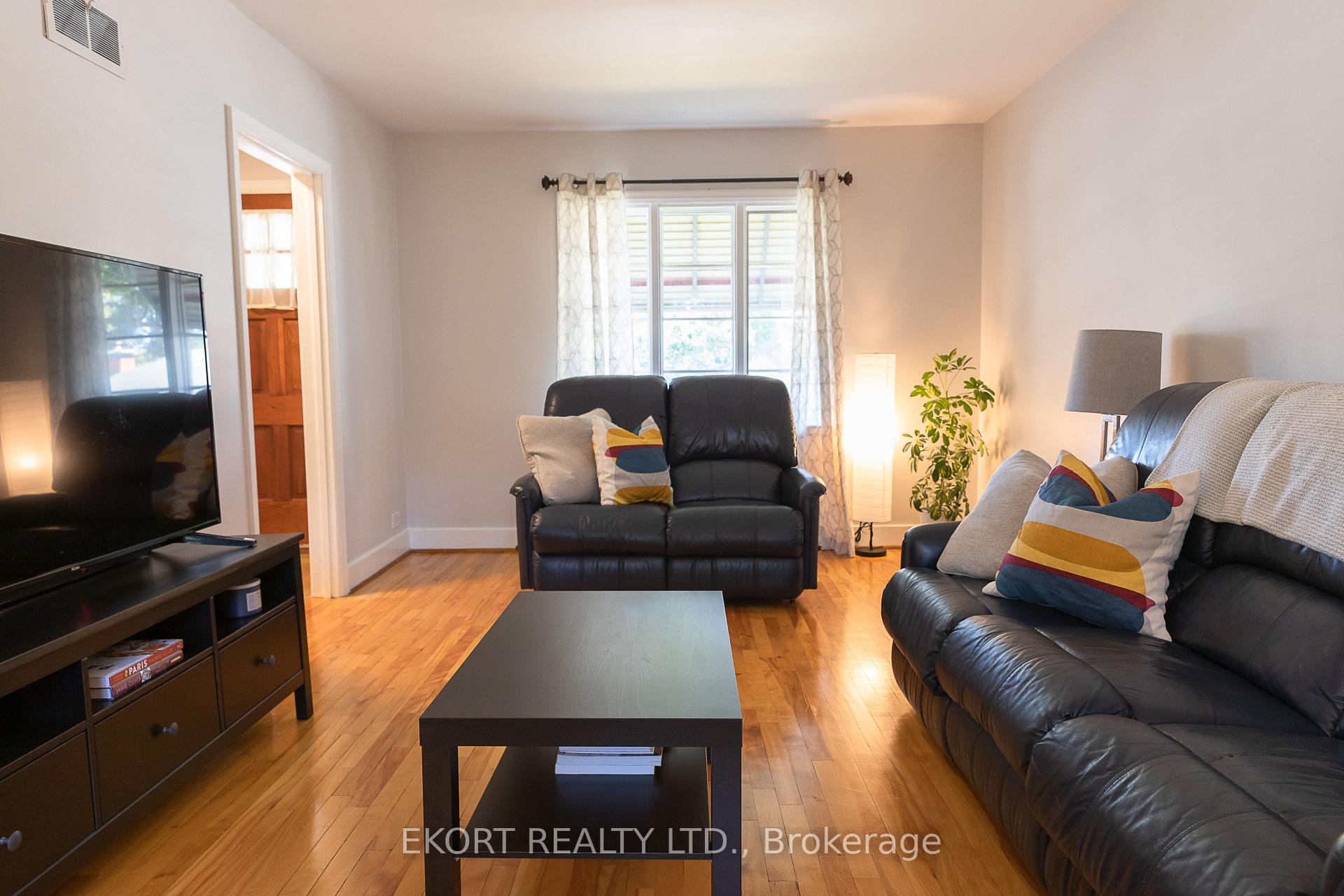 Photo 13 of 71 Golfdale Road, Belleville, Belleville Ward — HOMEH