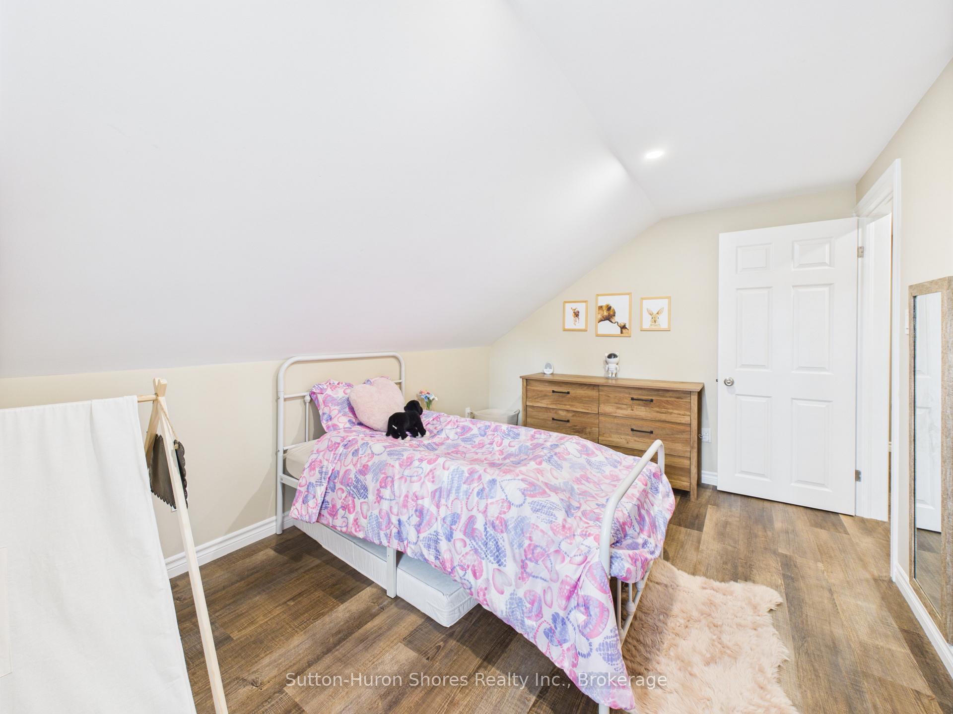 Photo 18 of 24 Market Street, Arran-Elderslie — HOMEH