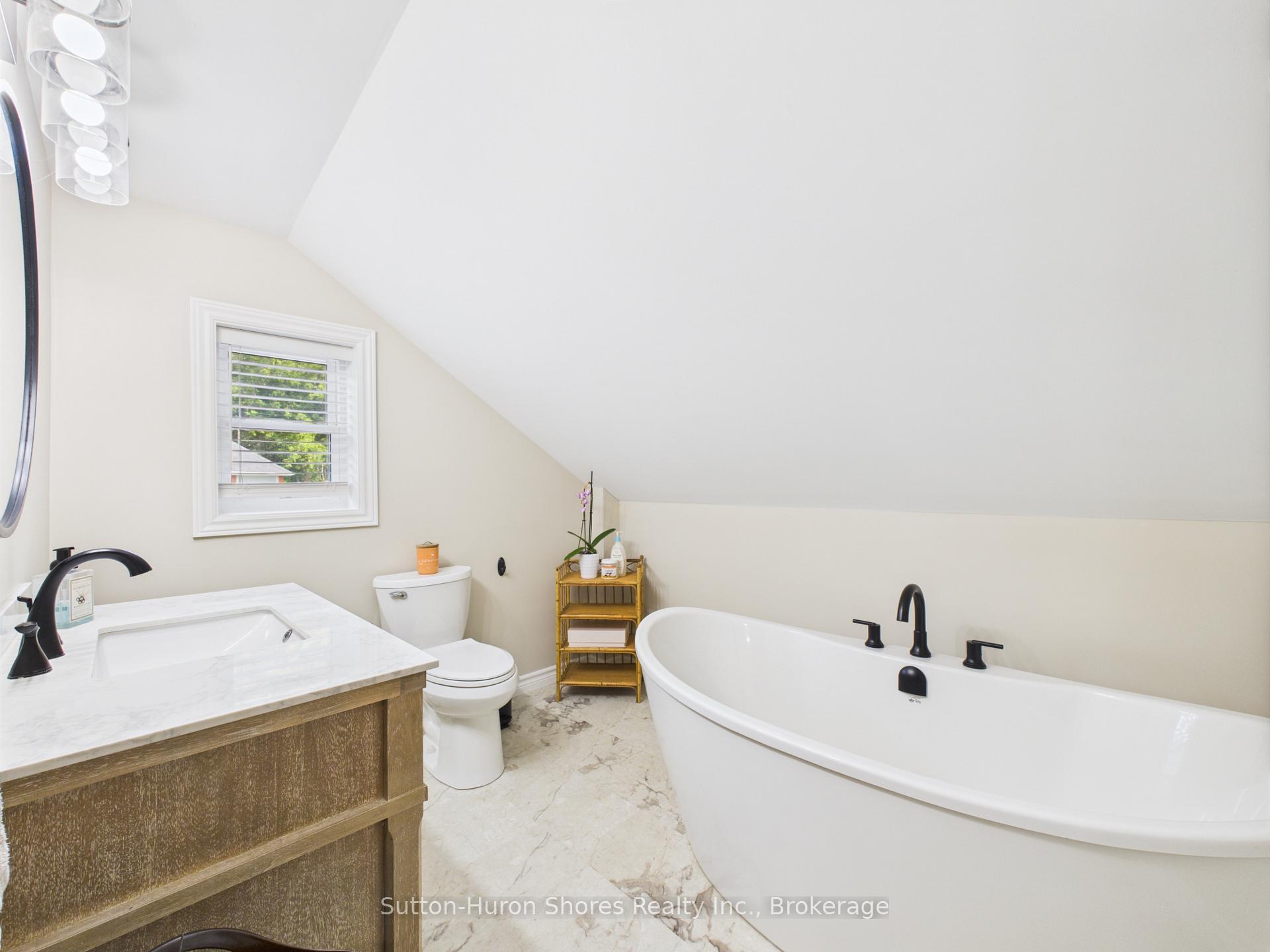Photo 19 of 24 Market Street, Arran-Elderslie — HOMEH