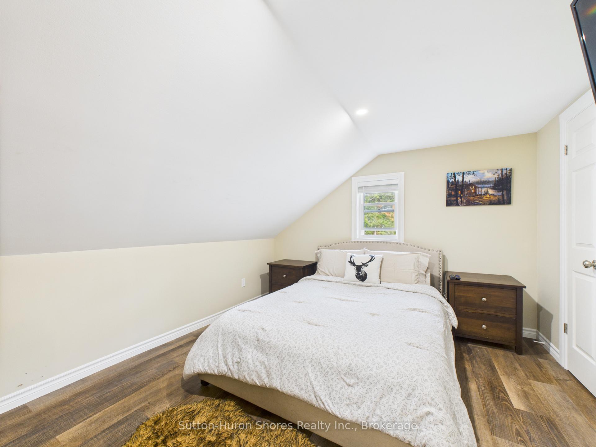 Photo 20 of 24 Market Street, Arran-Elderslie — HOMEH