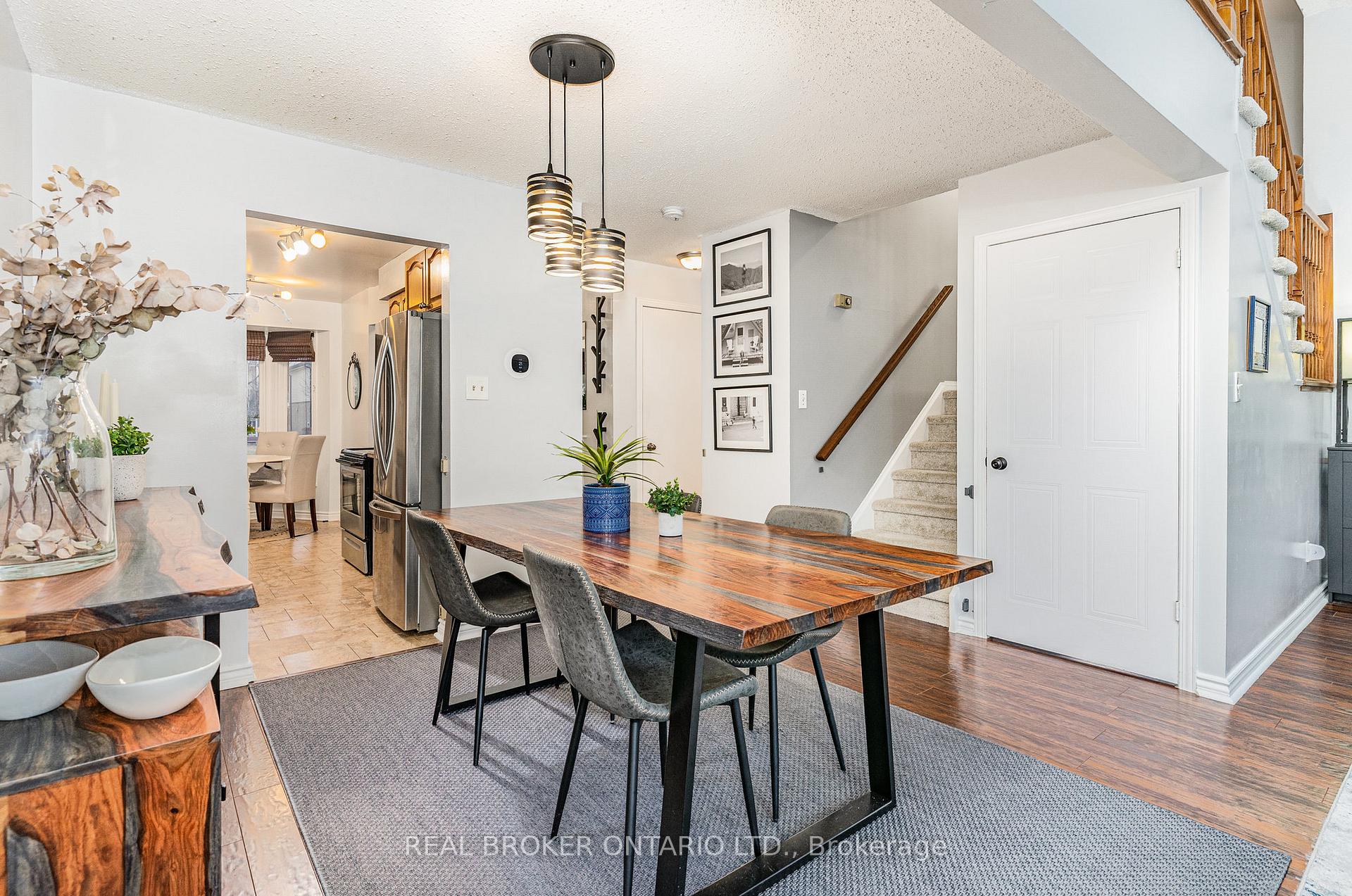 Photo 5 of 542 Drummerhill Crescent, Waterloo — HOMEH