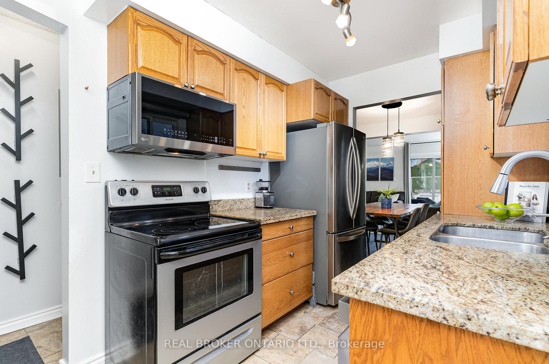Photo 8 of 542 Drummerhill Crescent, Waterloo — HOMEH
