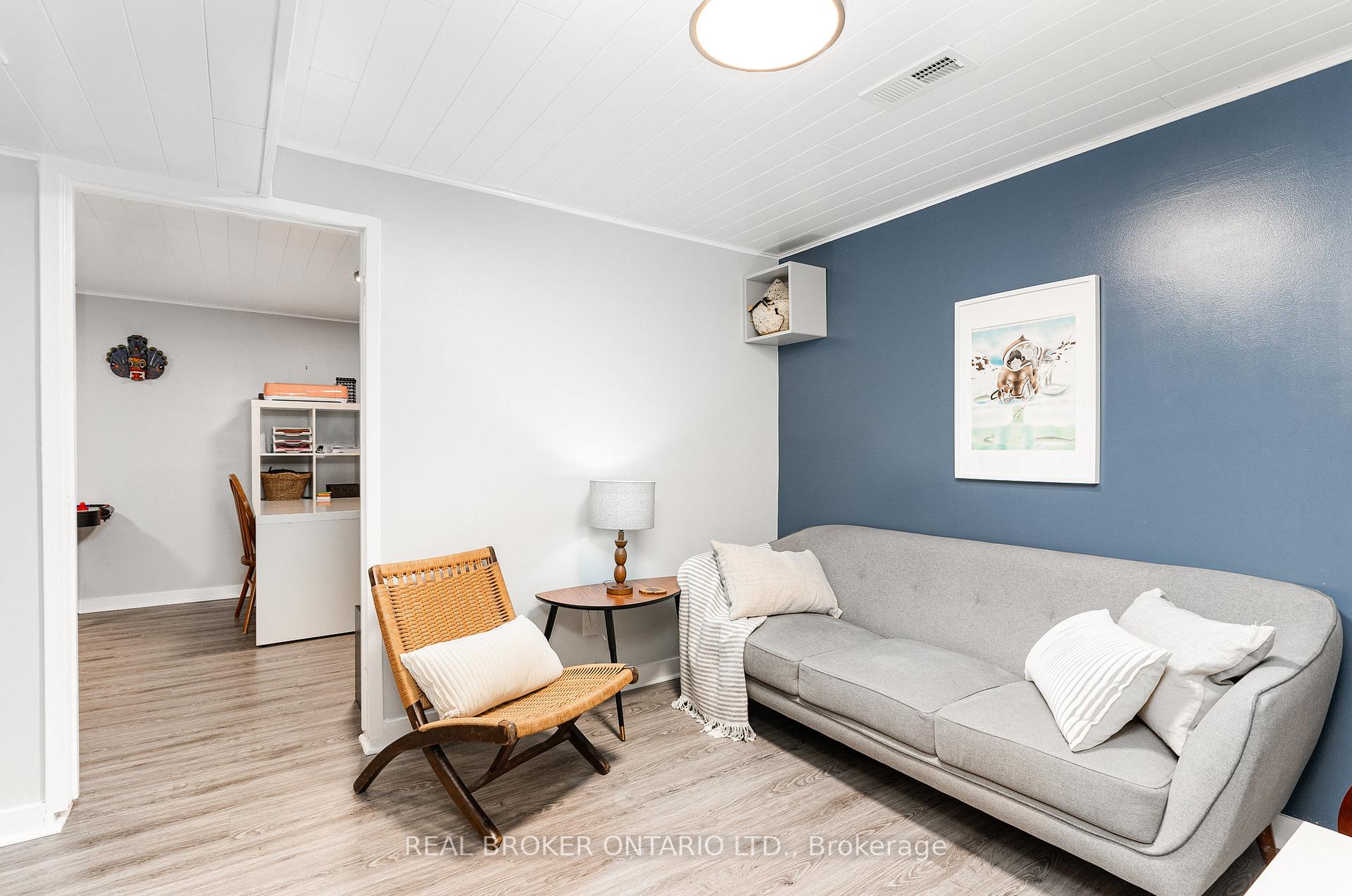 Photo 19 of 542 Drummerhill Crescent, Waterloo — HOMEH
