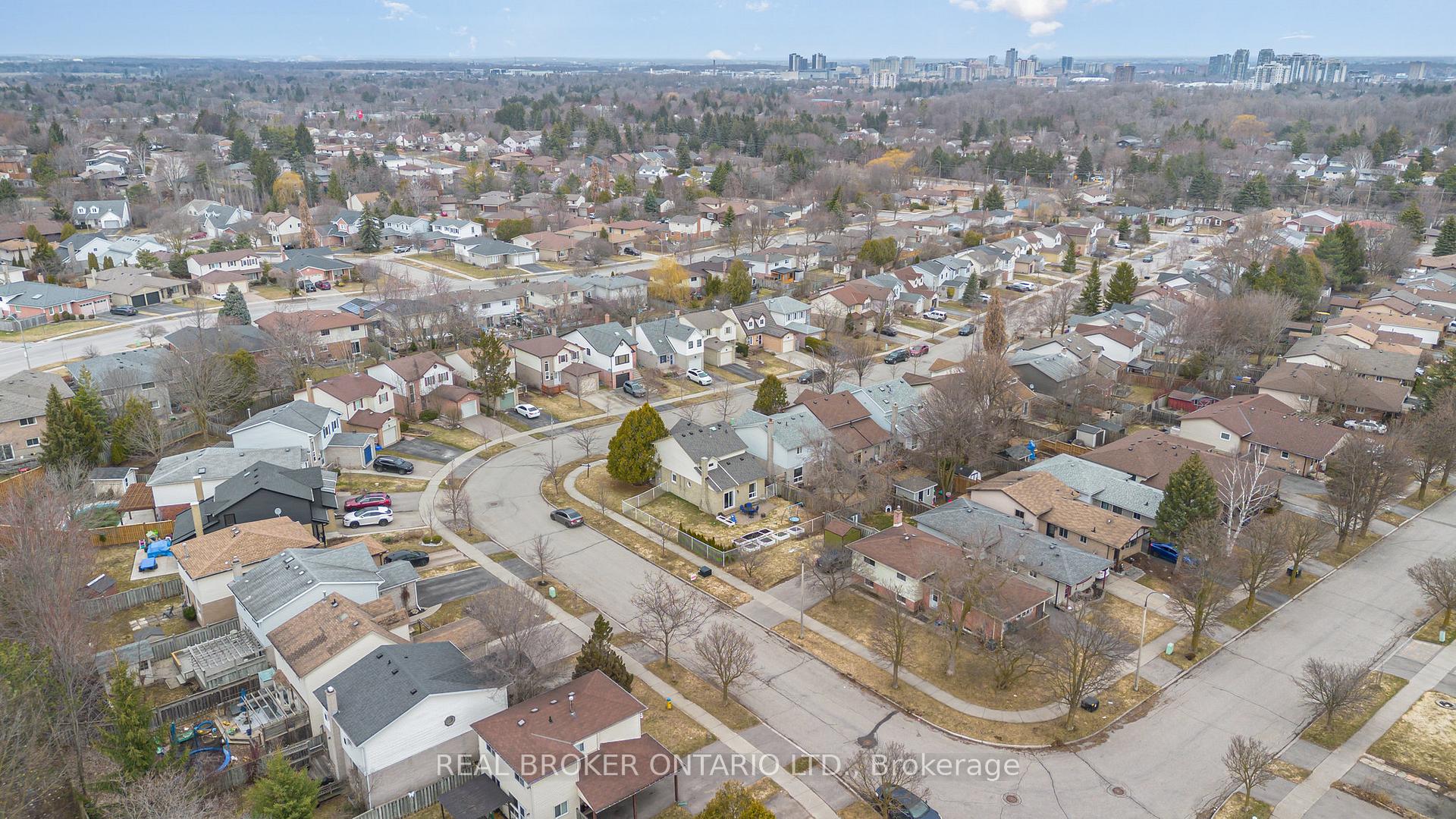 Photo 27 of 542 Drummerhill Crescent, Waterloo — HOMEH
