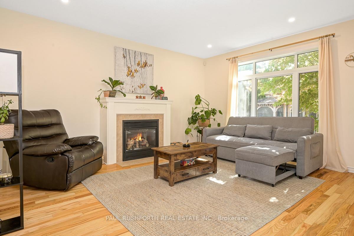 Photo 5 of 843 Long Point Circle, Ottawa, Blossom Park/Kemp Park/Findlay Creek — HOMEH